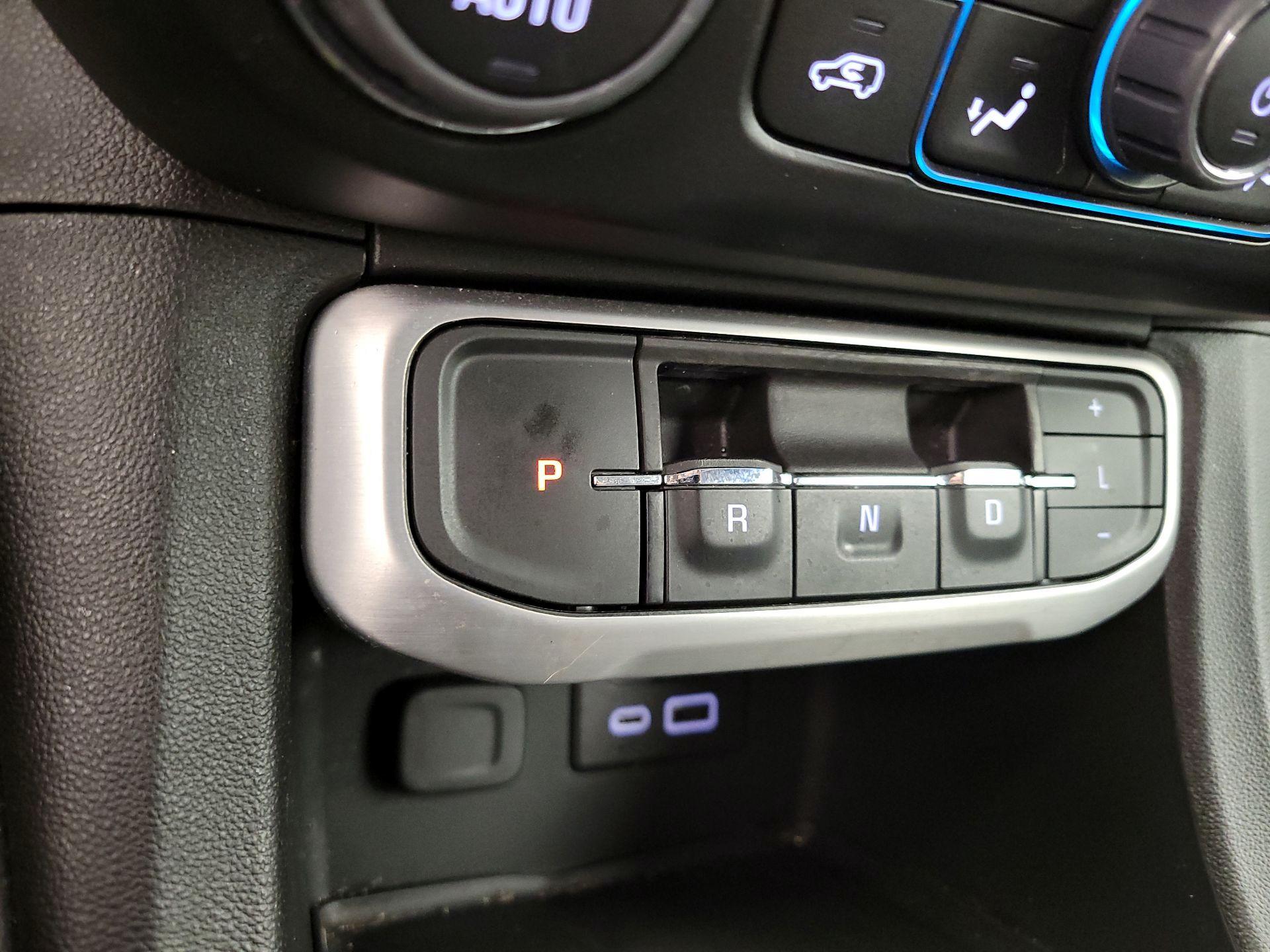 Thumbnail: 2023 GMC Acadia - 17