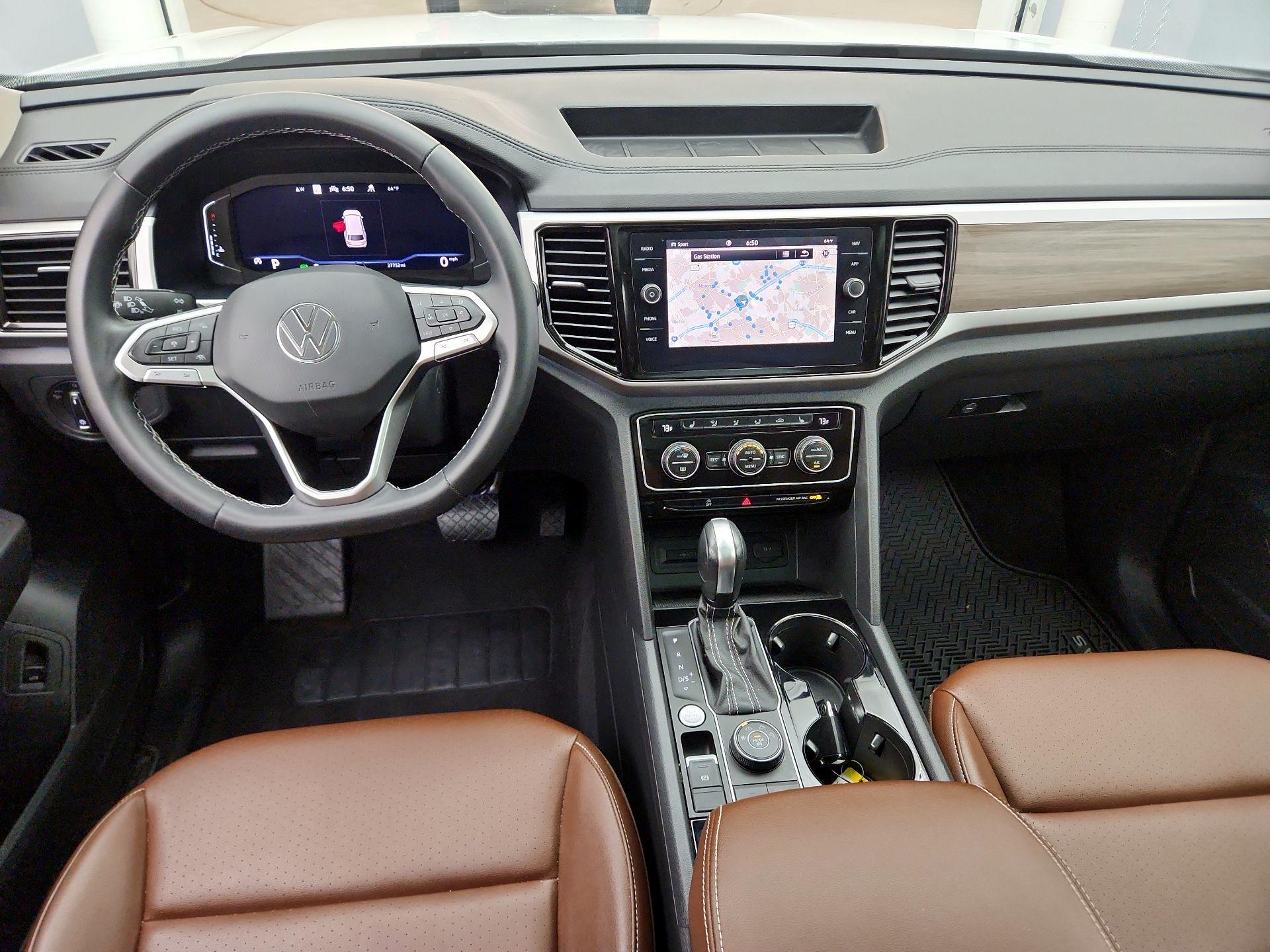 Thumbnail: 2023 Volkswagen Atlas - 9