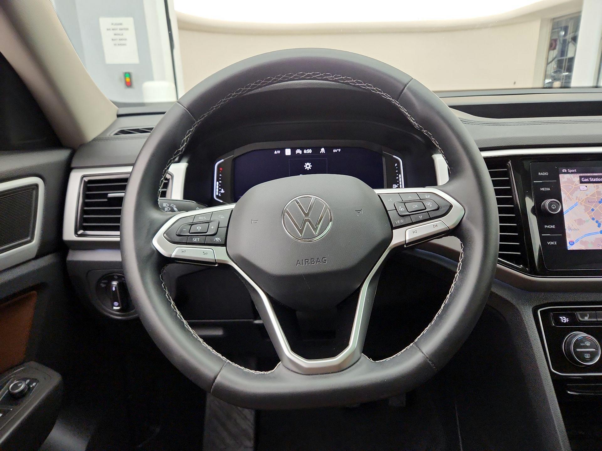 Thumbnail: 2023 Volkswagen Atlas - 10