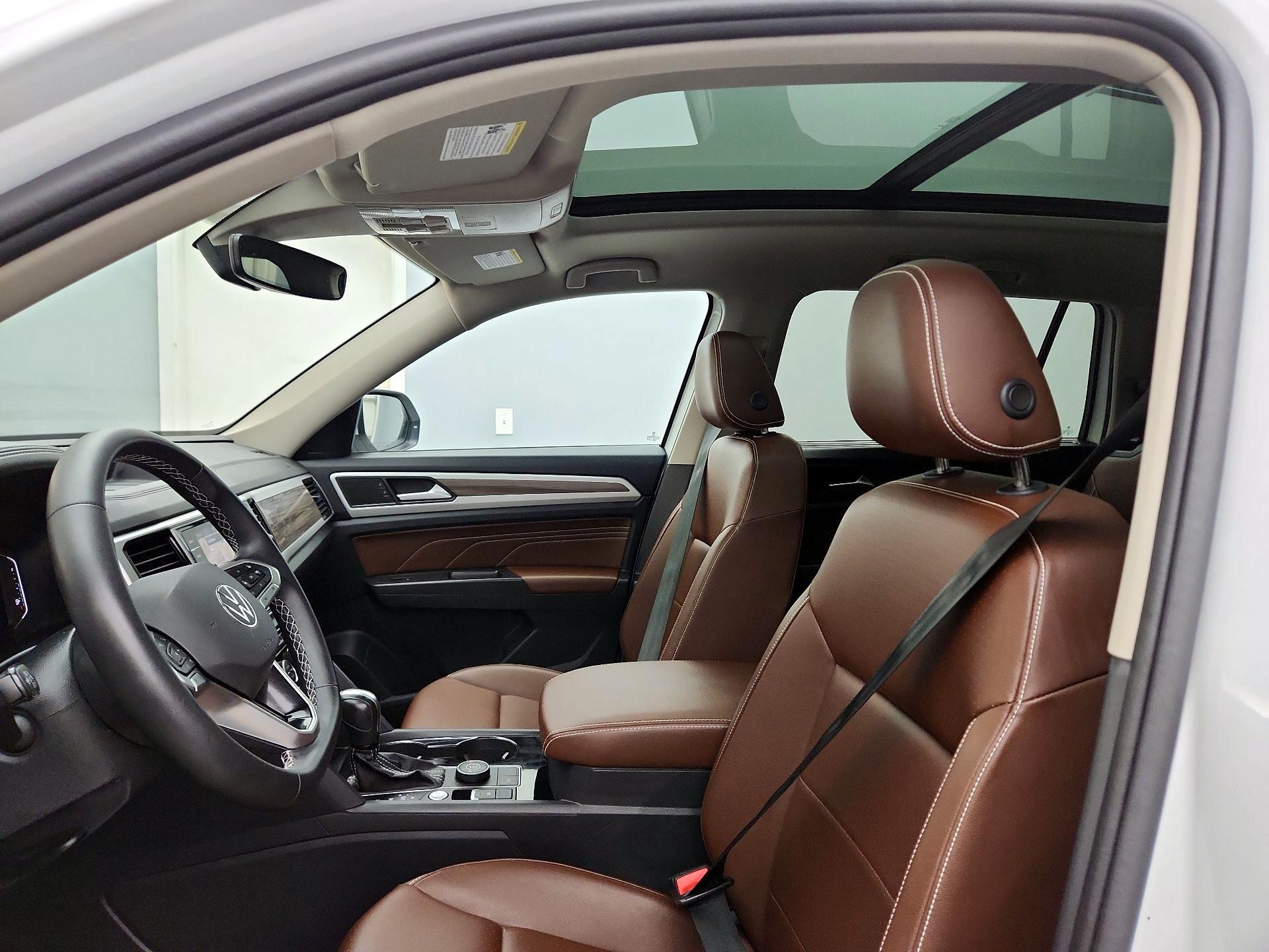 Thumbnail: 2023 Volkswagen Atlas - 20