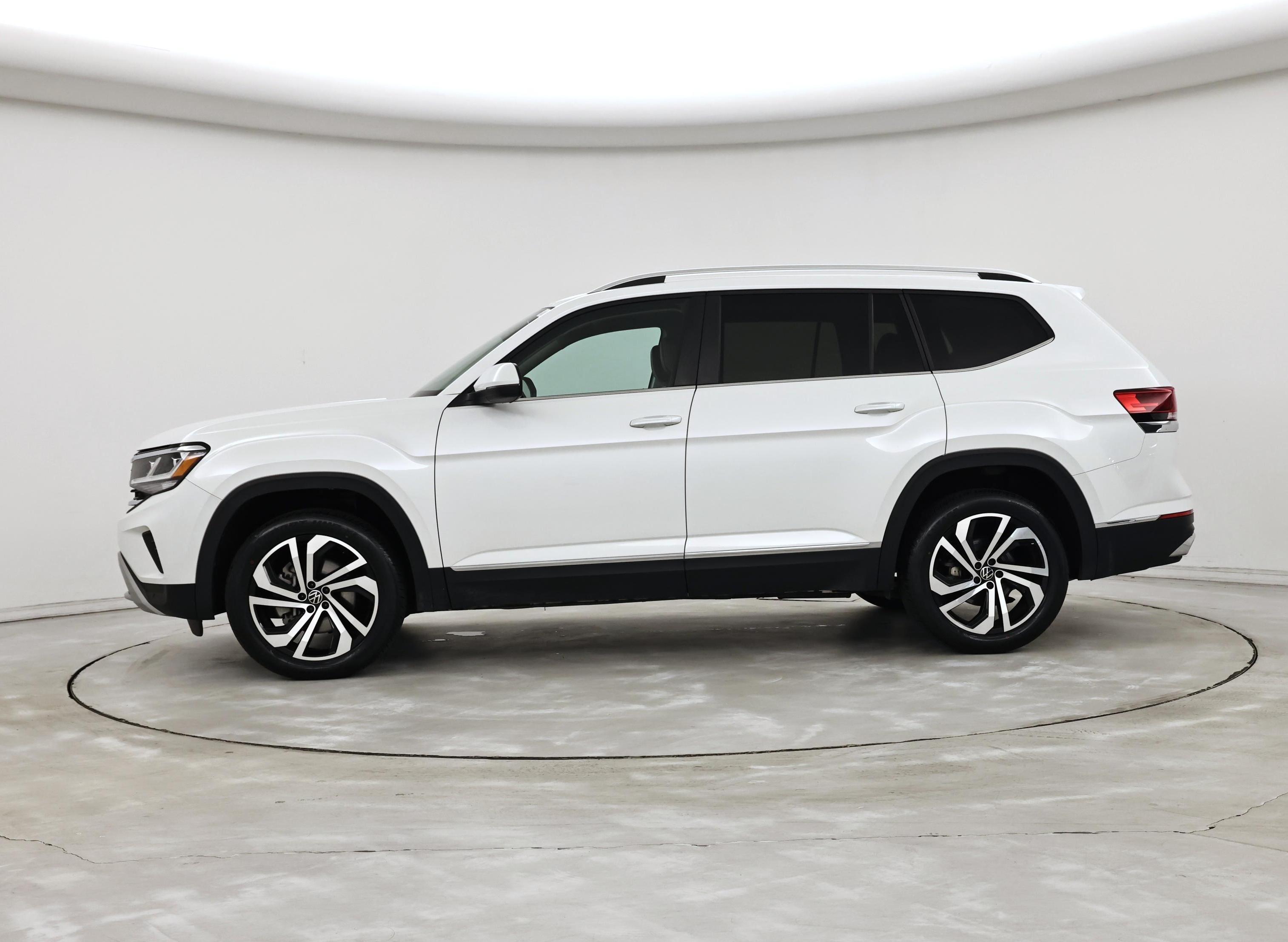 Thumbnail: 2023 Volkswagen Atlas - 3