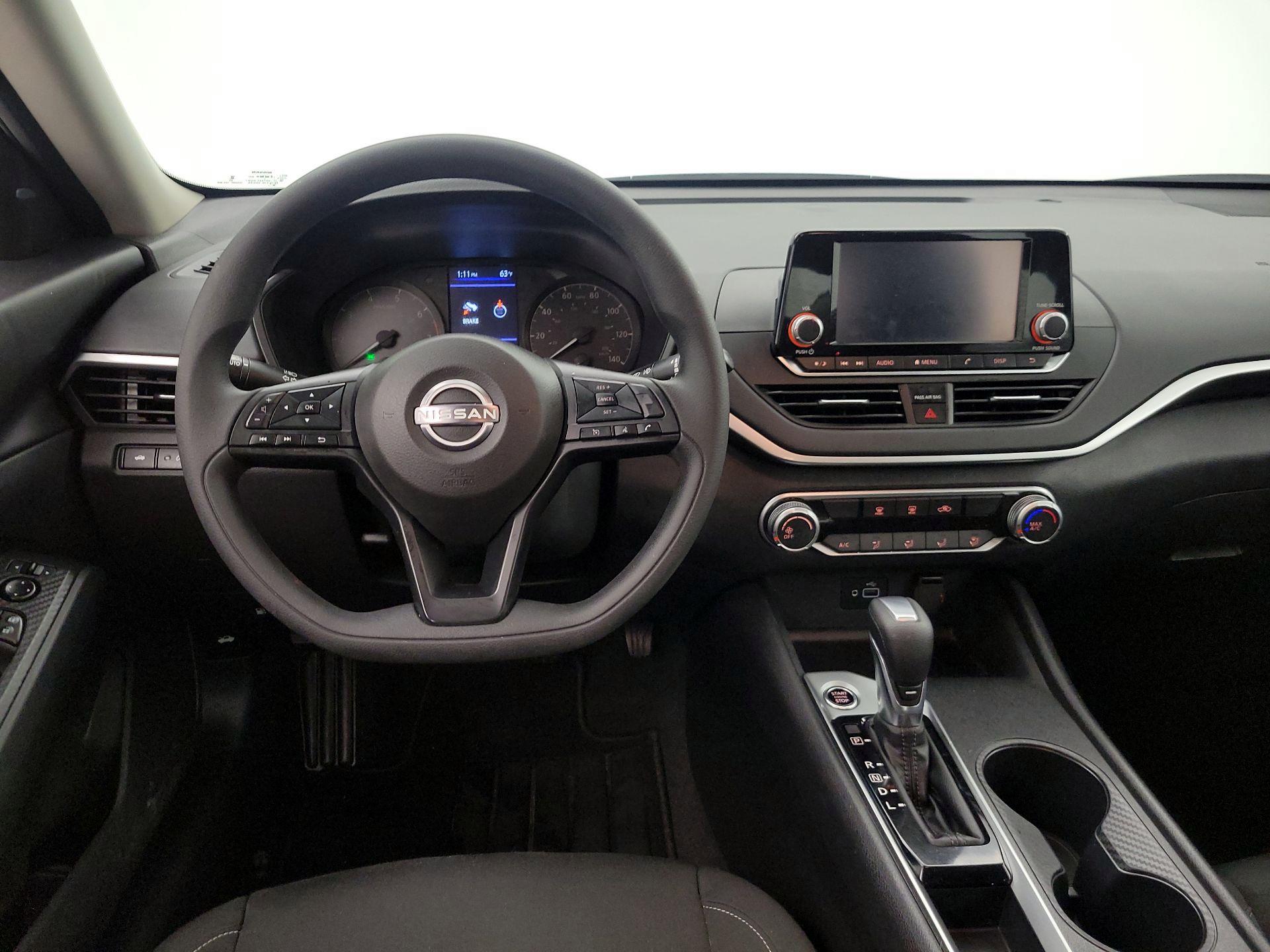 Thumbnail: 2023 Nissan Altima - 10