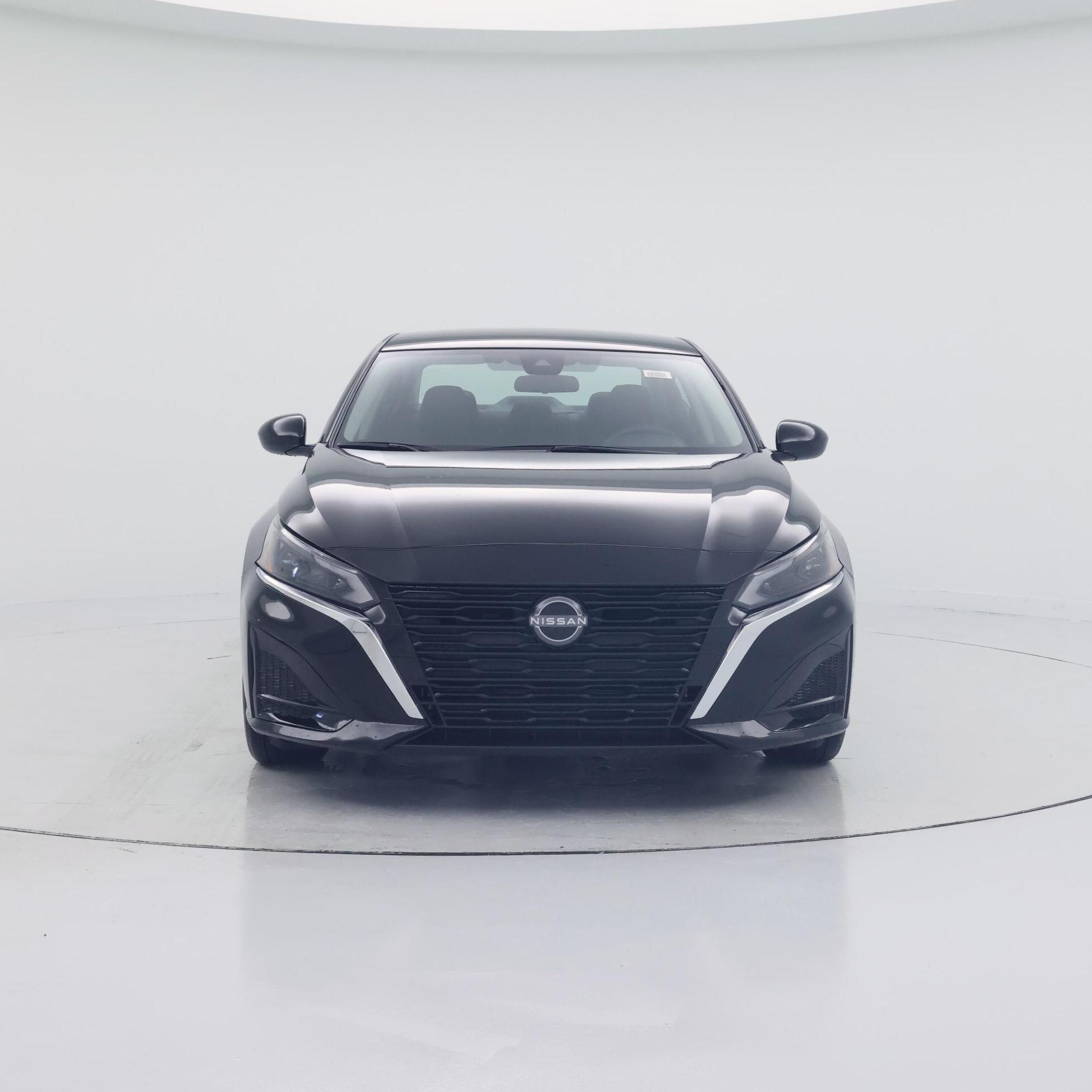 Thumbnail: 2023 Nissan Altima - 5