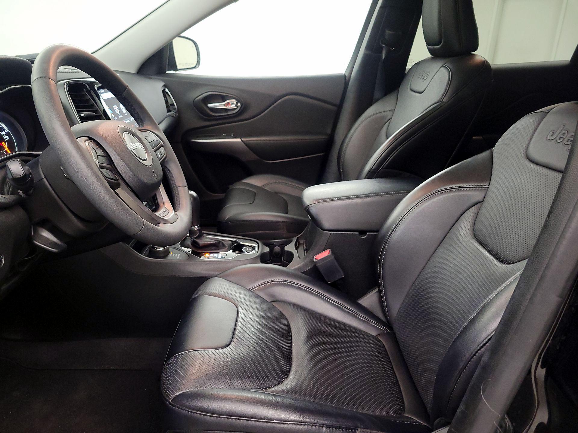 Thumbnail: 2022 Jeep Cherokee - 11