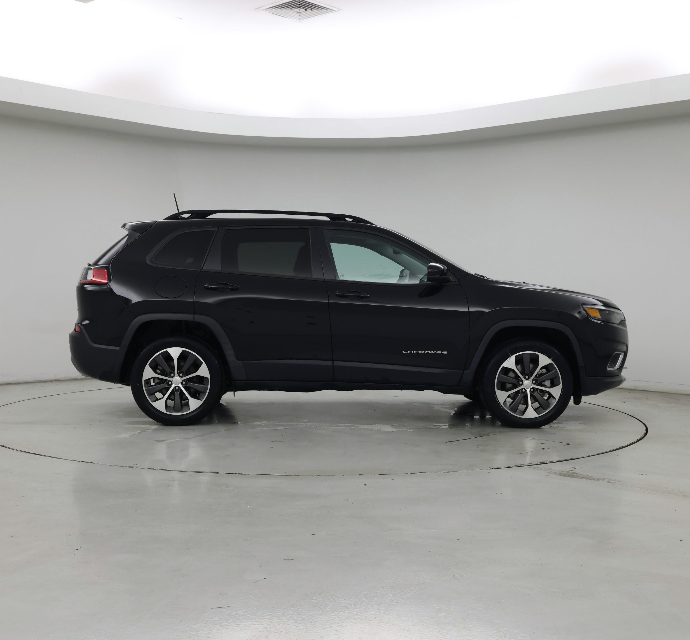 Thumbnail: 2022 Jeep Cherokee - 7