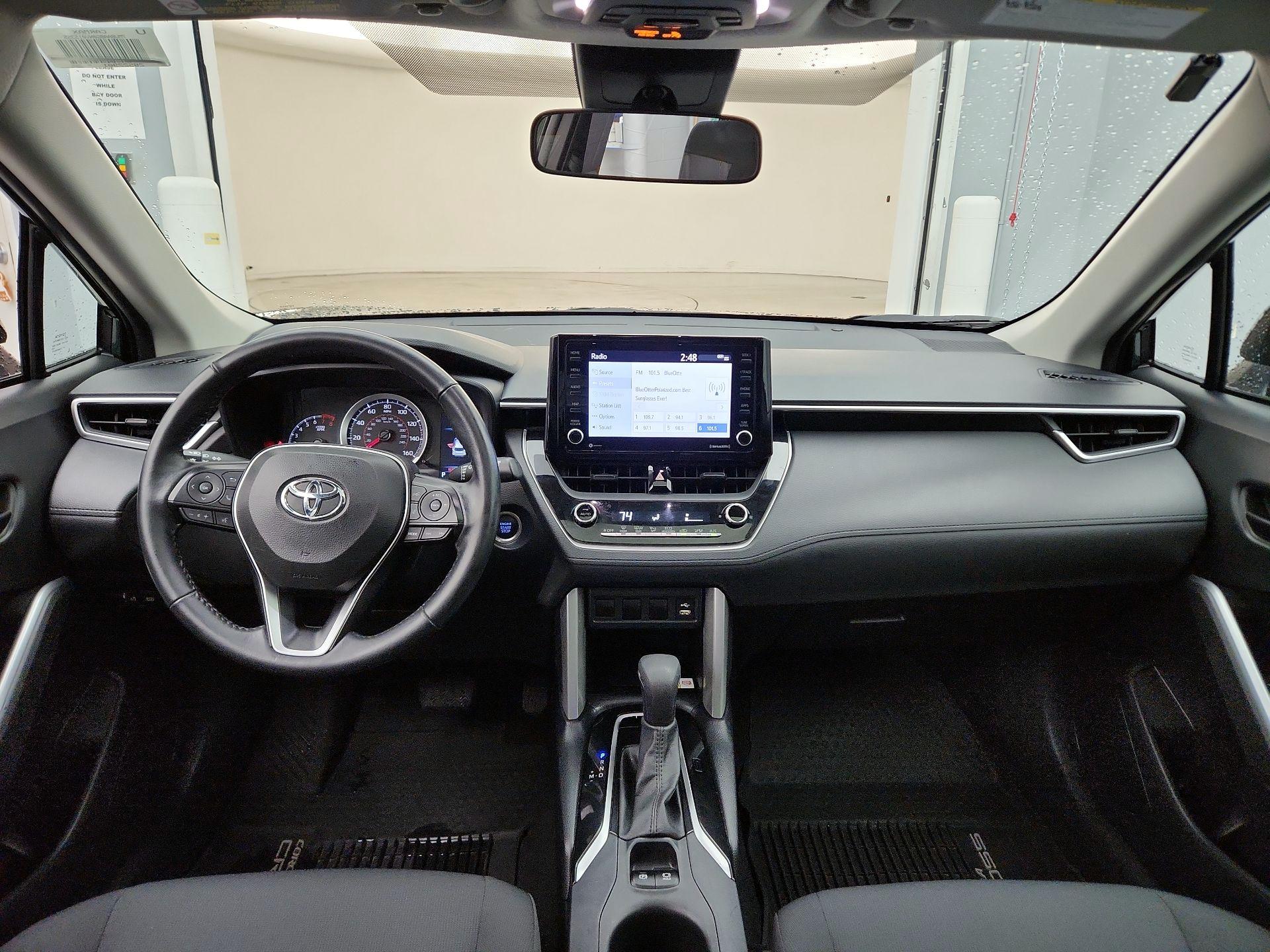 Thumbnail: 2022 Toyota Corolla Cross - 9