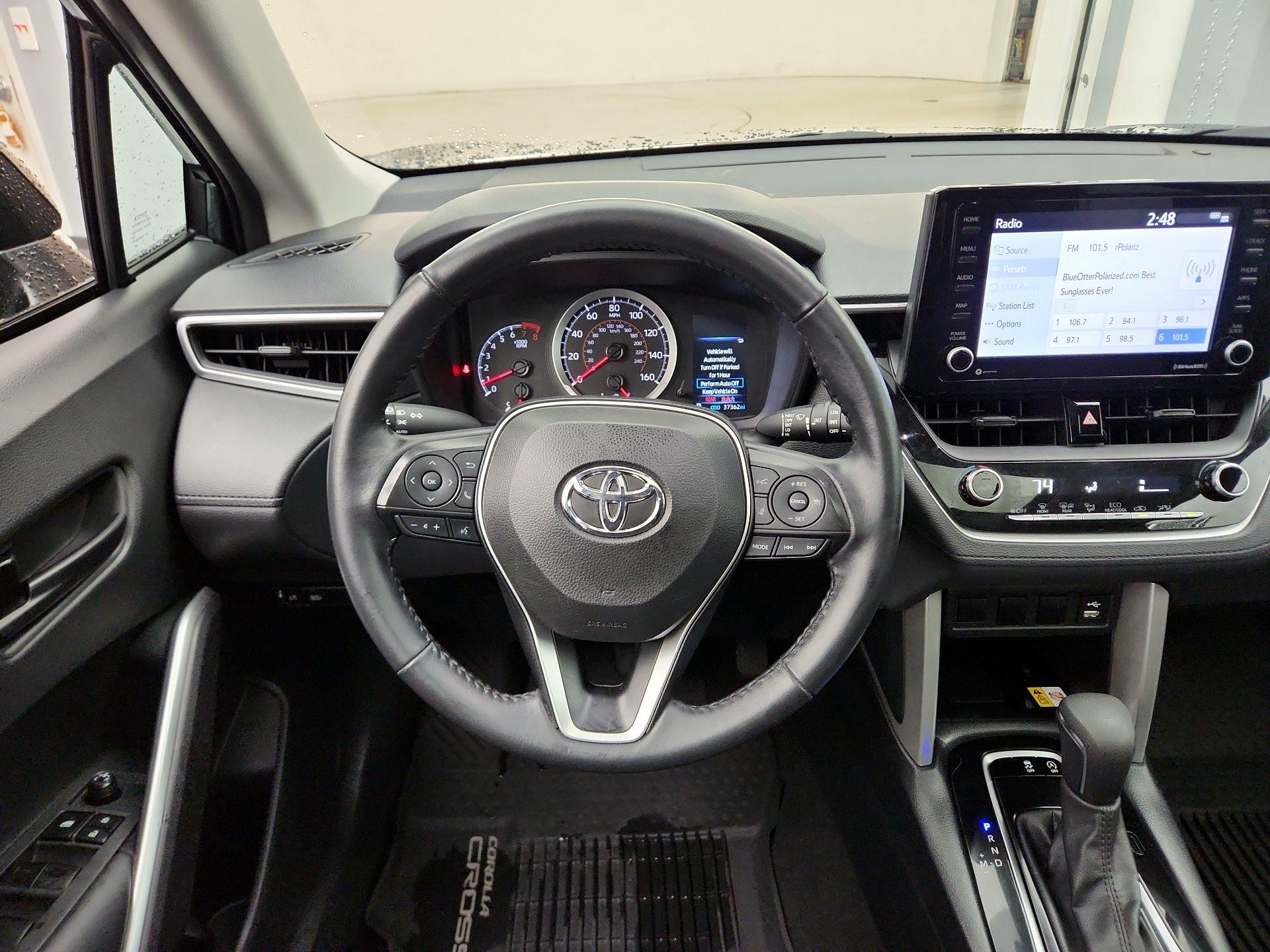 Thumbnail: 2022 Toyota Corolla Cross - 10