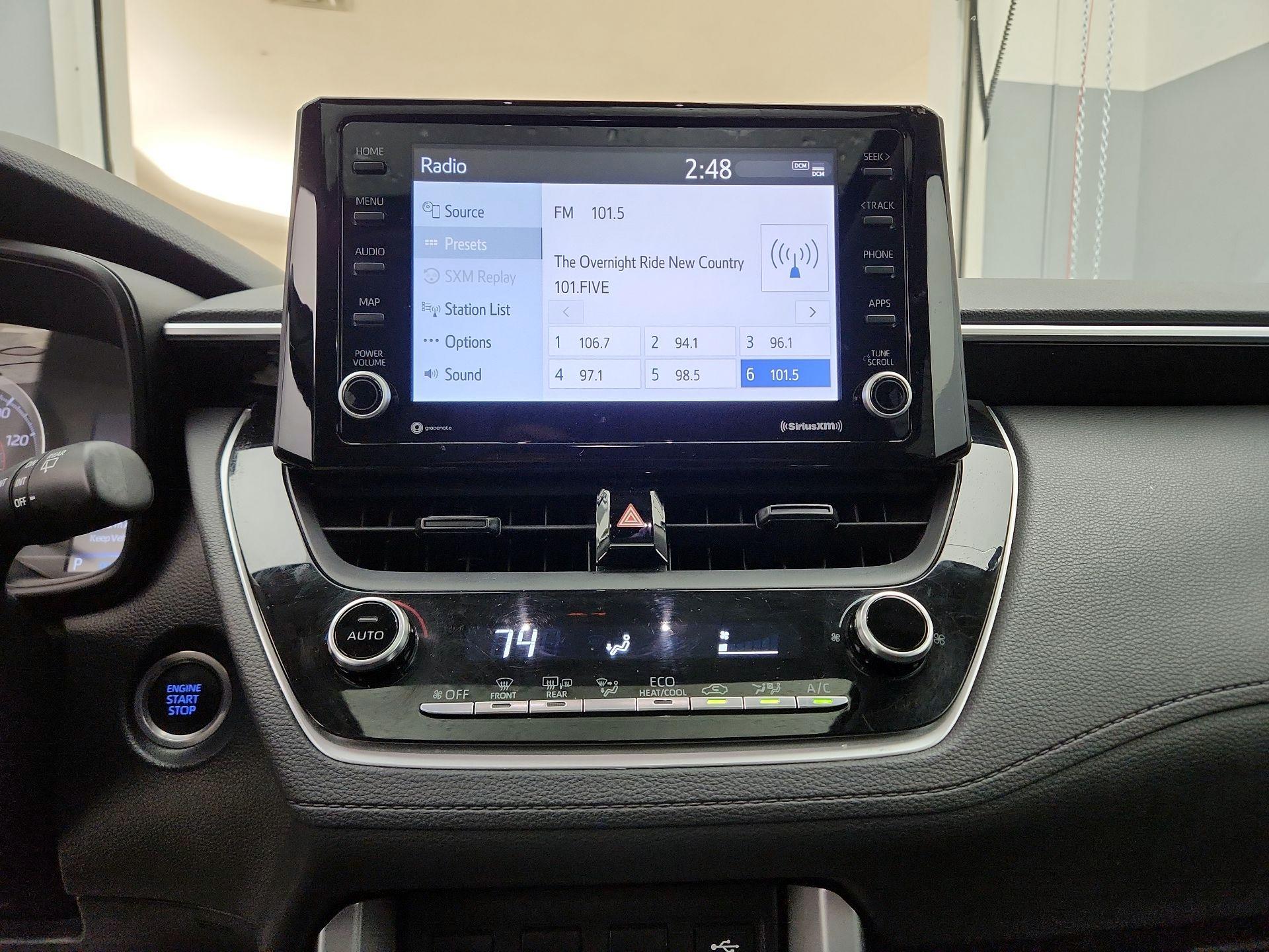 Thumbnail: 2022 Toyota Corolla Cross - 15