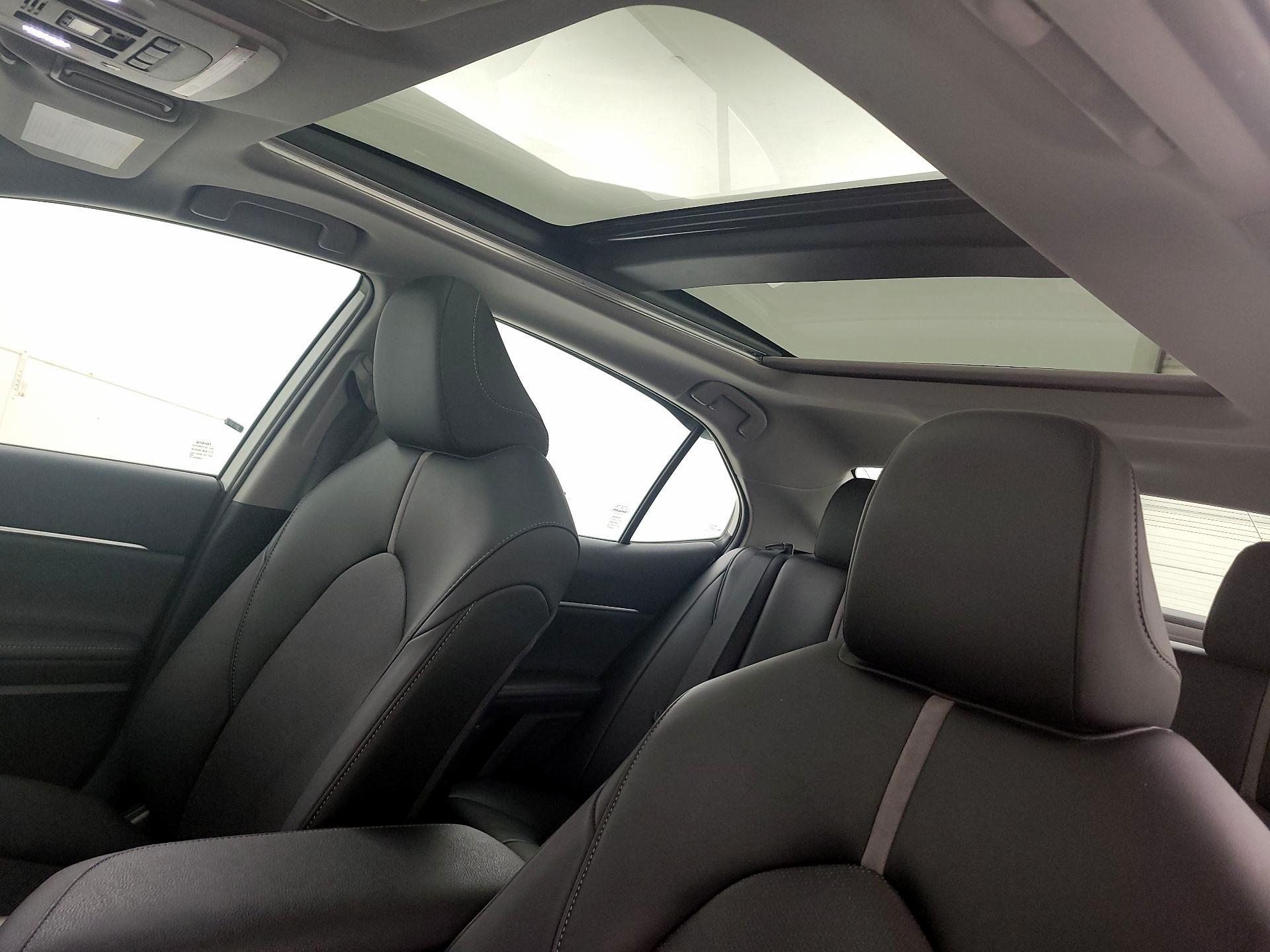 Thumbnail: 2023 Toyota Camry - 17