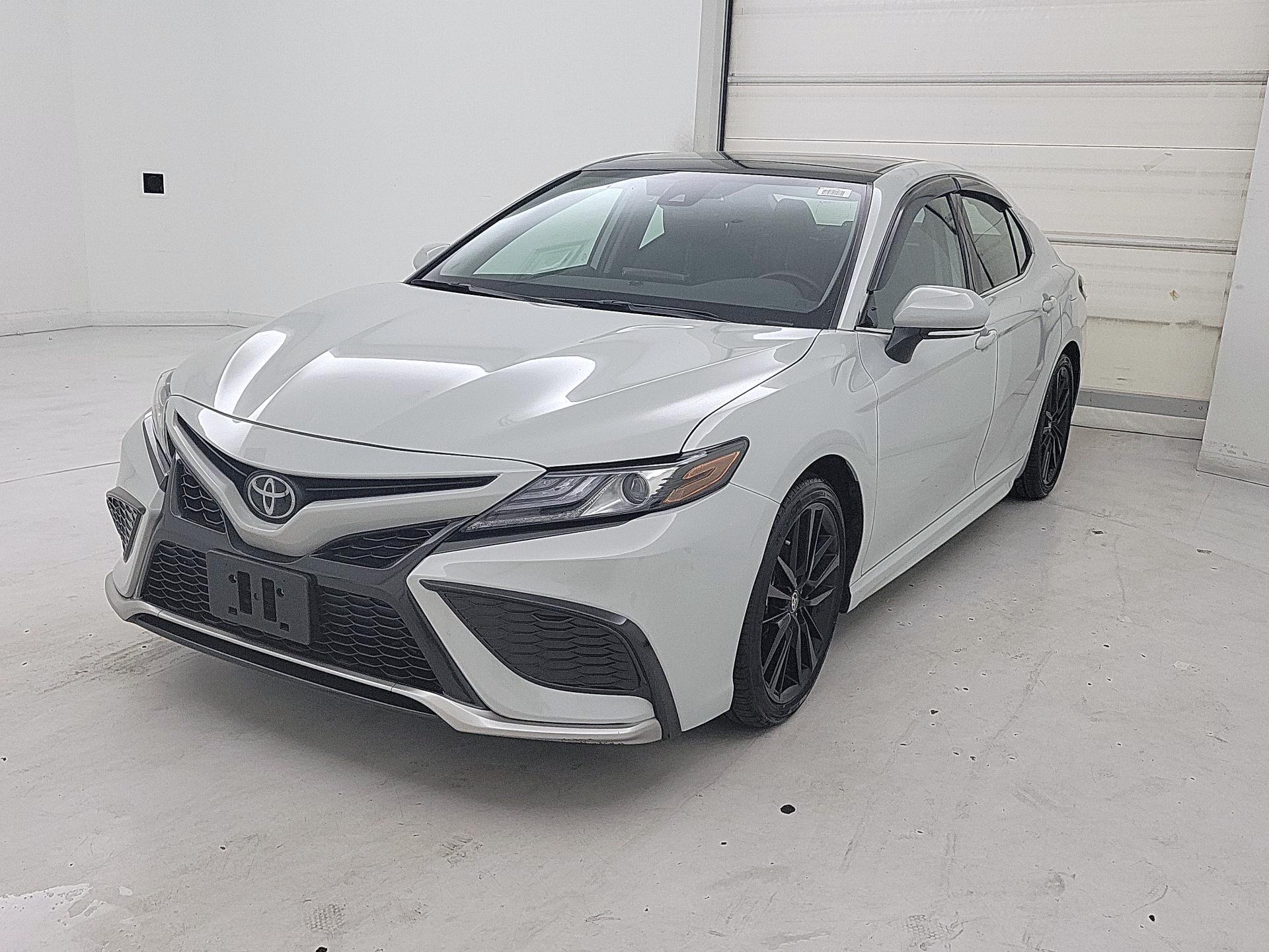 Thumbnail: 2023 Toyota Camry - 3