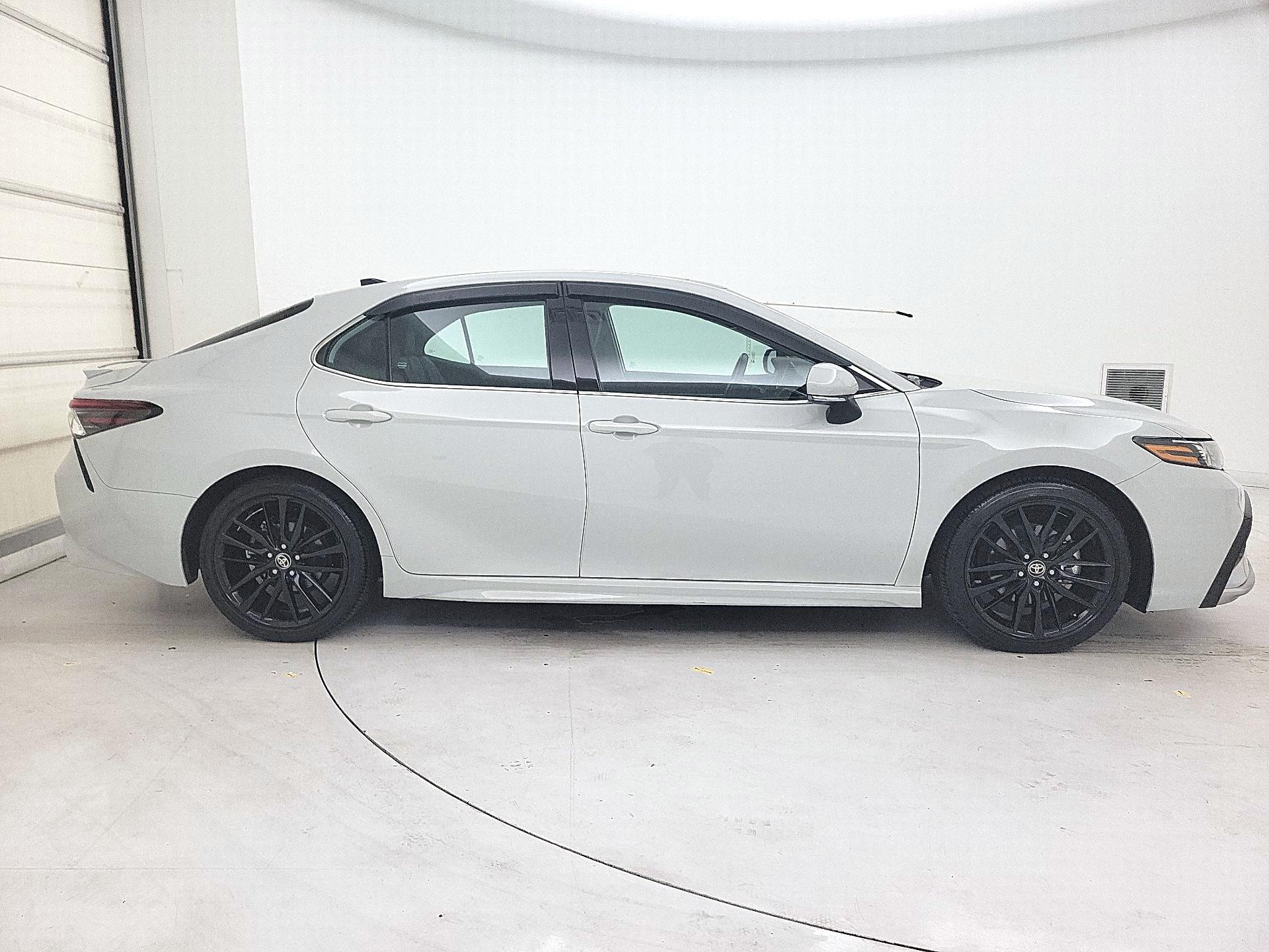 Thumbnail: 2023 Toyota Camry - 4