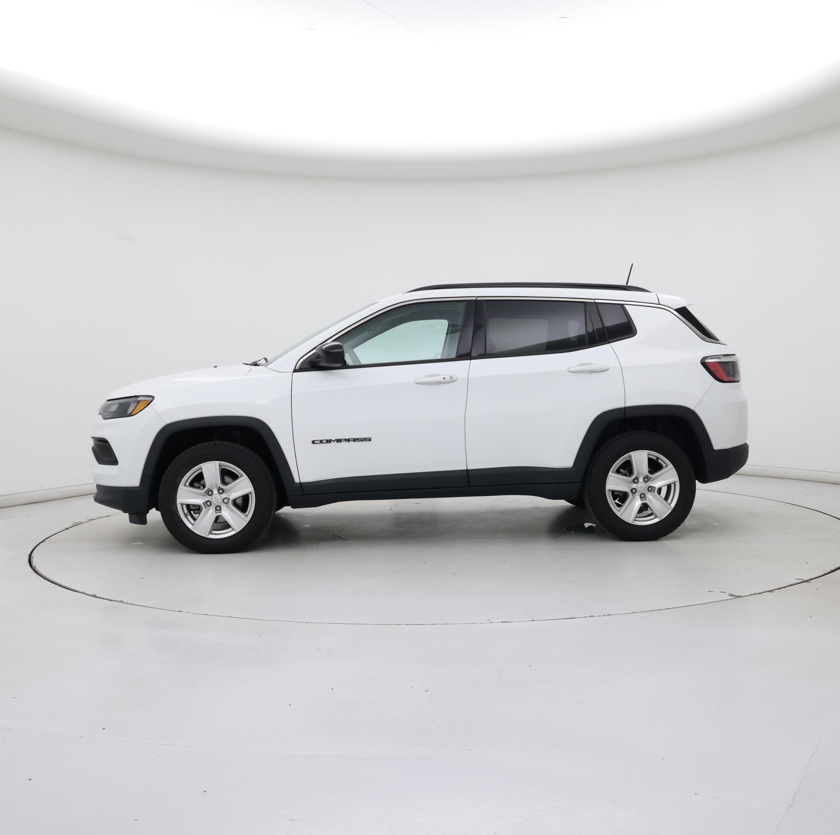 Thumbnail: 2022 Jeep Compass - 3