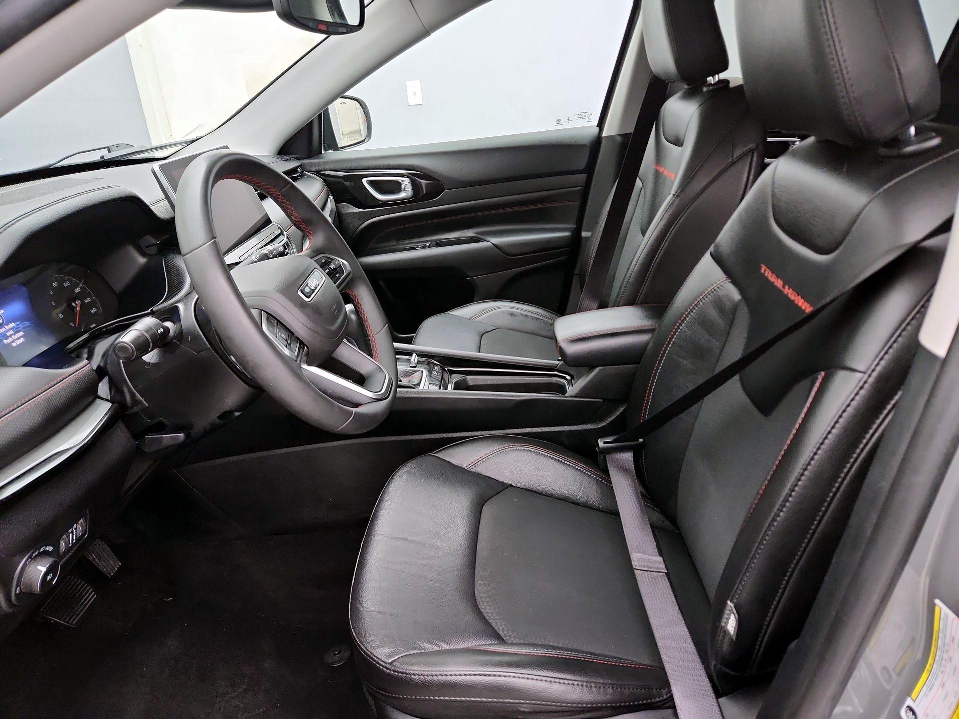 Thumbnail: 2022 Jeep Compass - 11