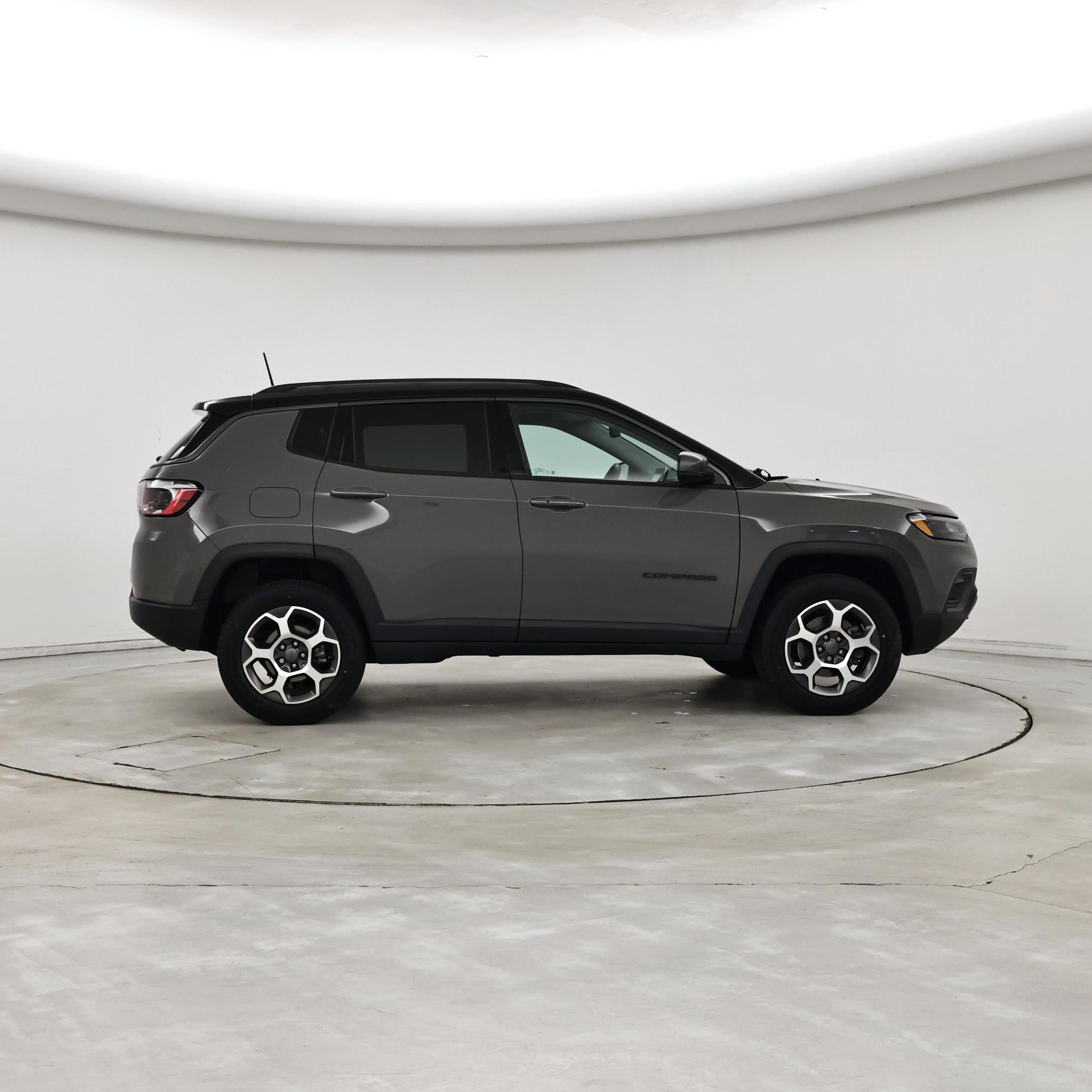 Thumbnail: 2022 Jeep Compass - 7