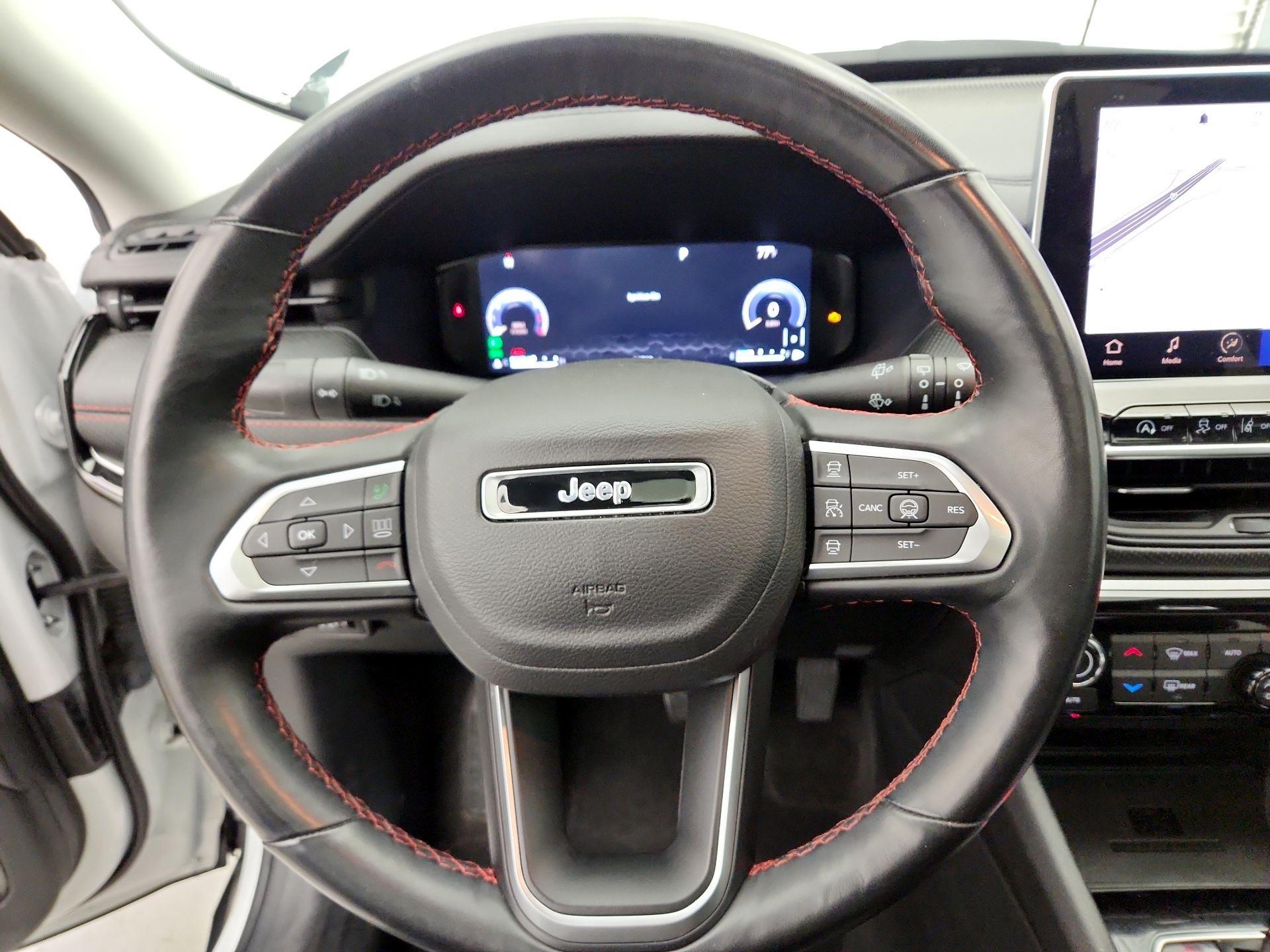 Thumbnail: 2022 Jeep Compass - 10