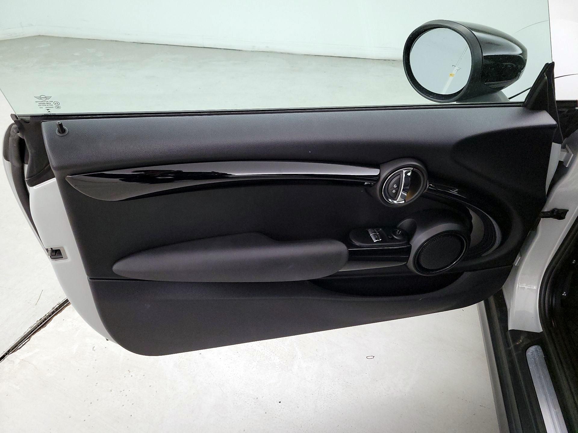 Thumbnail: 2021 MINI Cooper Hardtop - 12