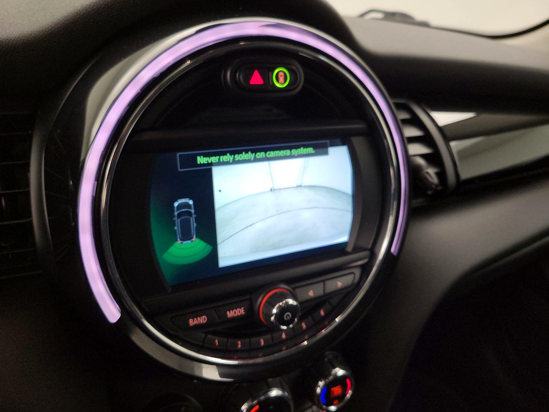 Thumbnail: 2021 MINI Cooper Hardtop - 14