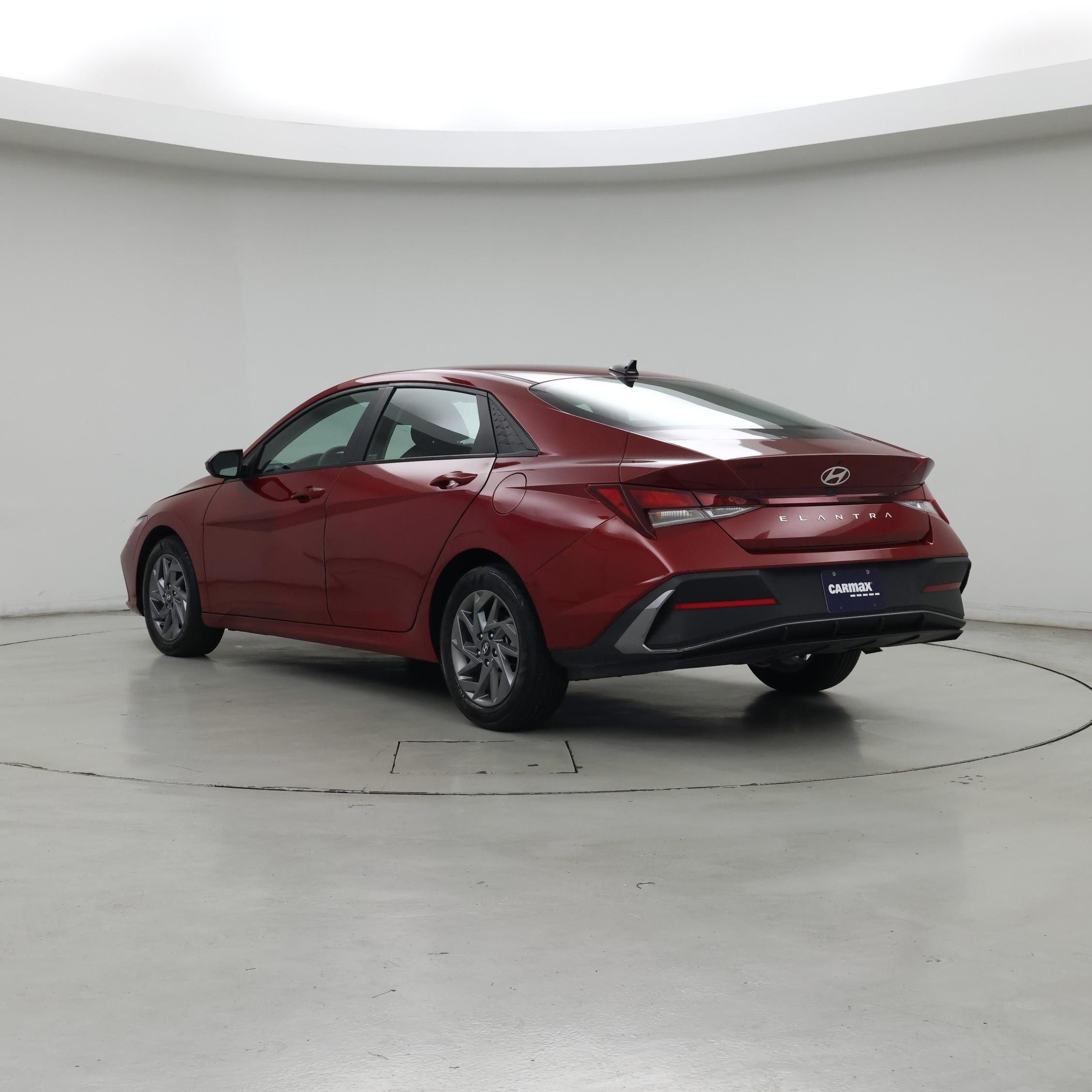 Thumbnail: 2024 Hyundai Elantra - 2