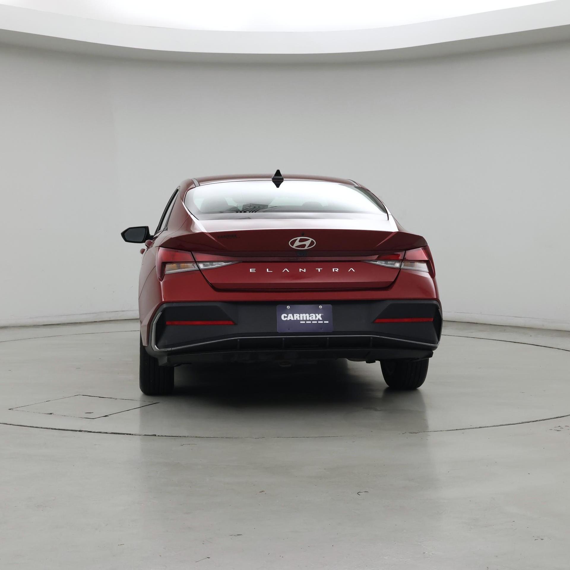 Thumbnail: 2024 Hyundai Elantra - 6