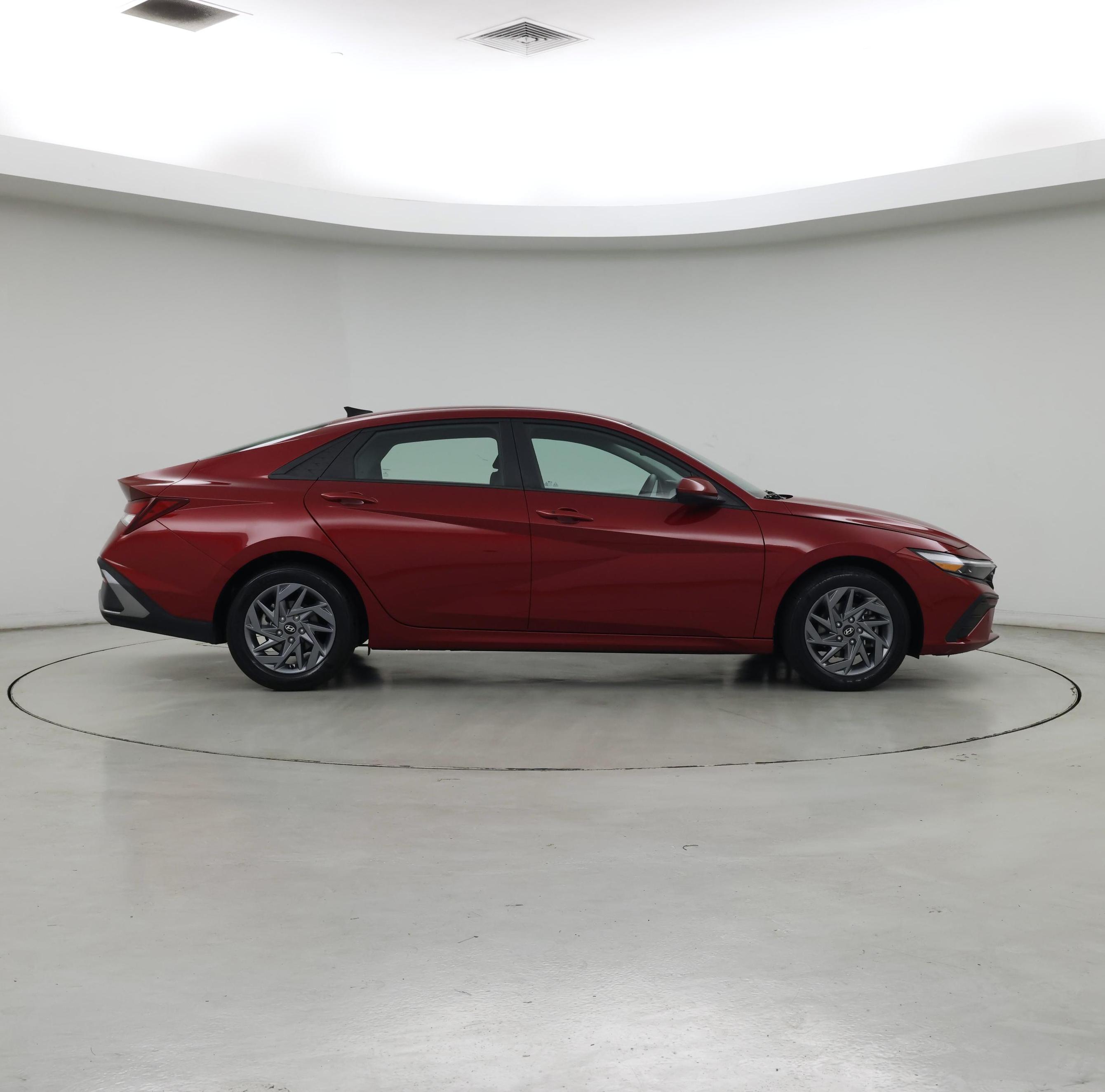 Thumbnail: 2024 Hyundai Elantra - 7