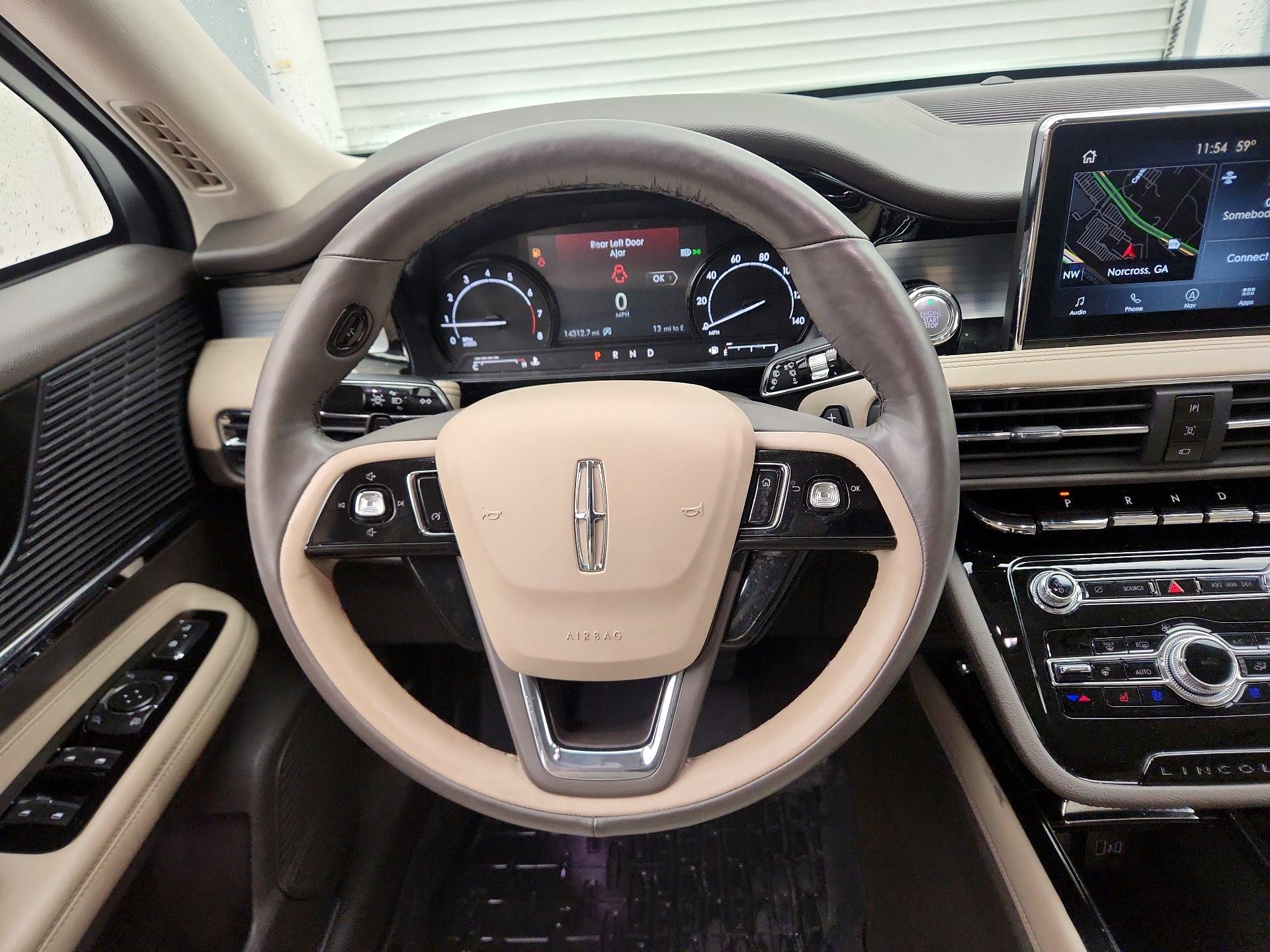 Thumbnail: 2021 Lincoln Corsair - 10