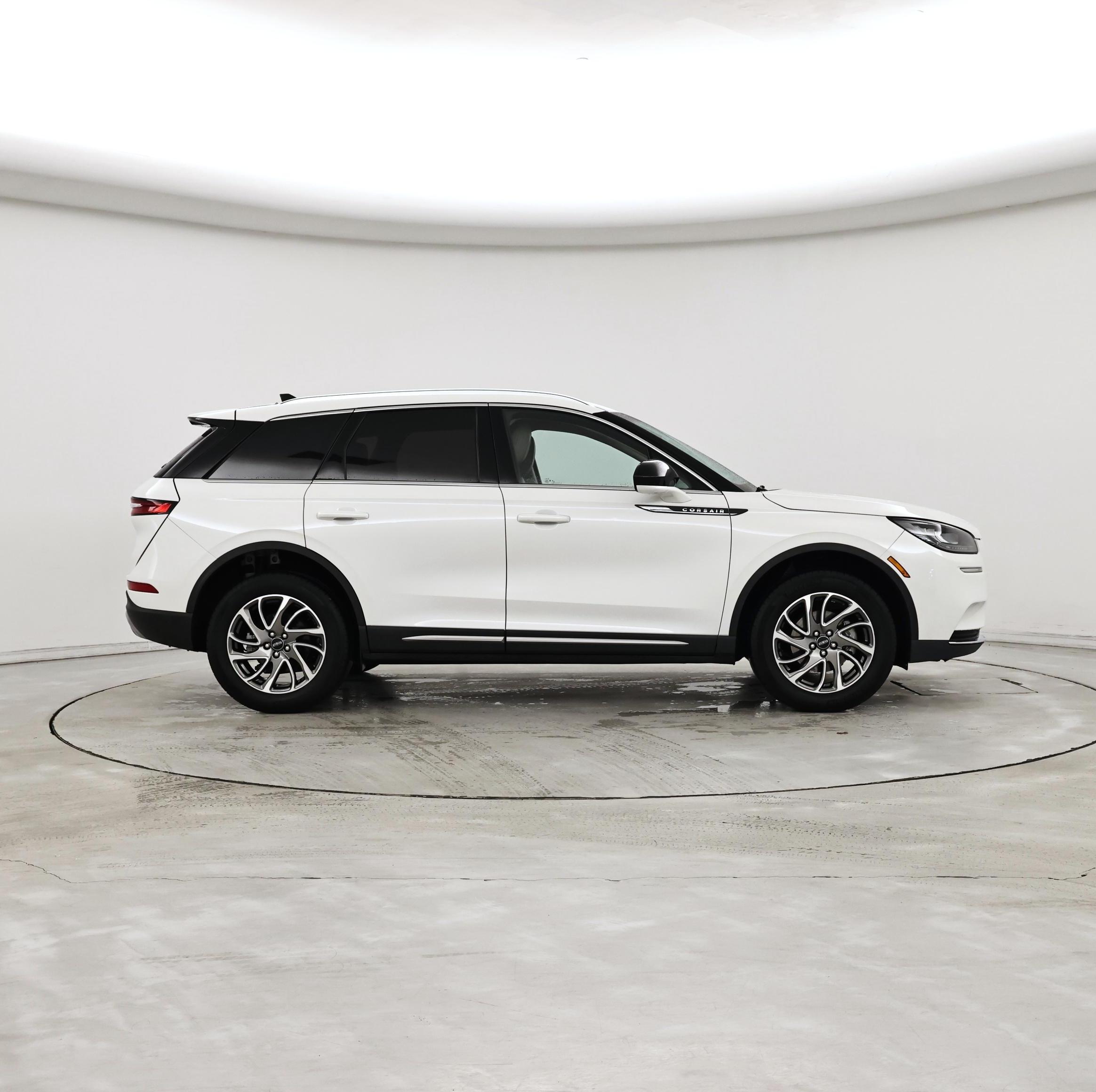 Thumbnail: 2021 Lincoln Corsair - 7