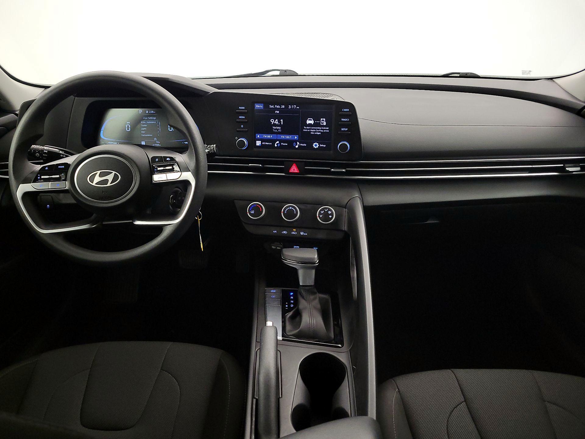 Thumbnail: 2024 Hyundai Elantra - 9