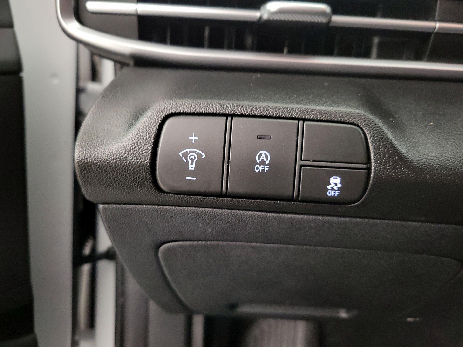 Thumbnail: 2024 Hyundai Elantra - 13