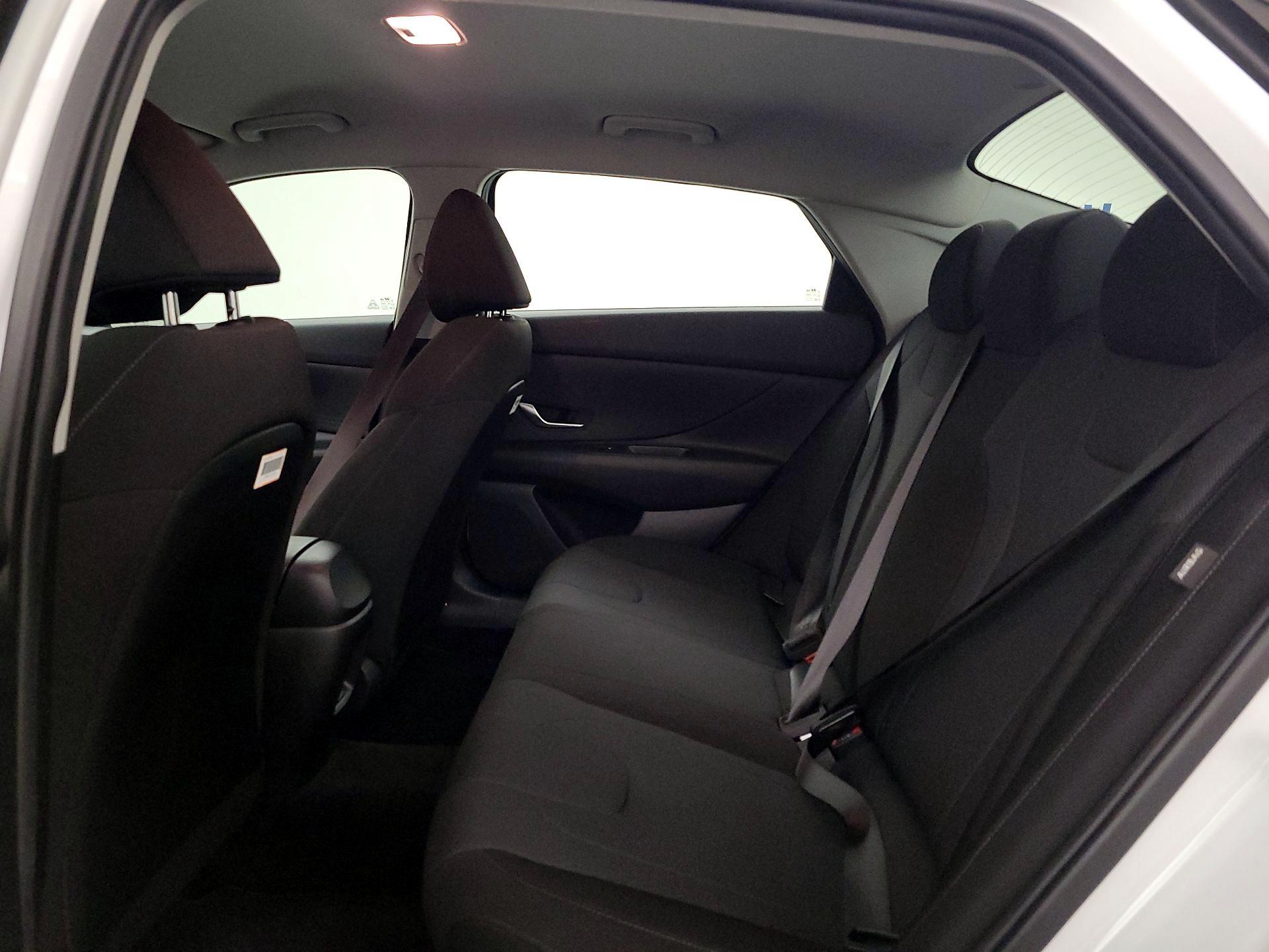 Thumbnail: 2024 Hyundai Elantra - 19