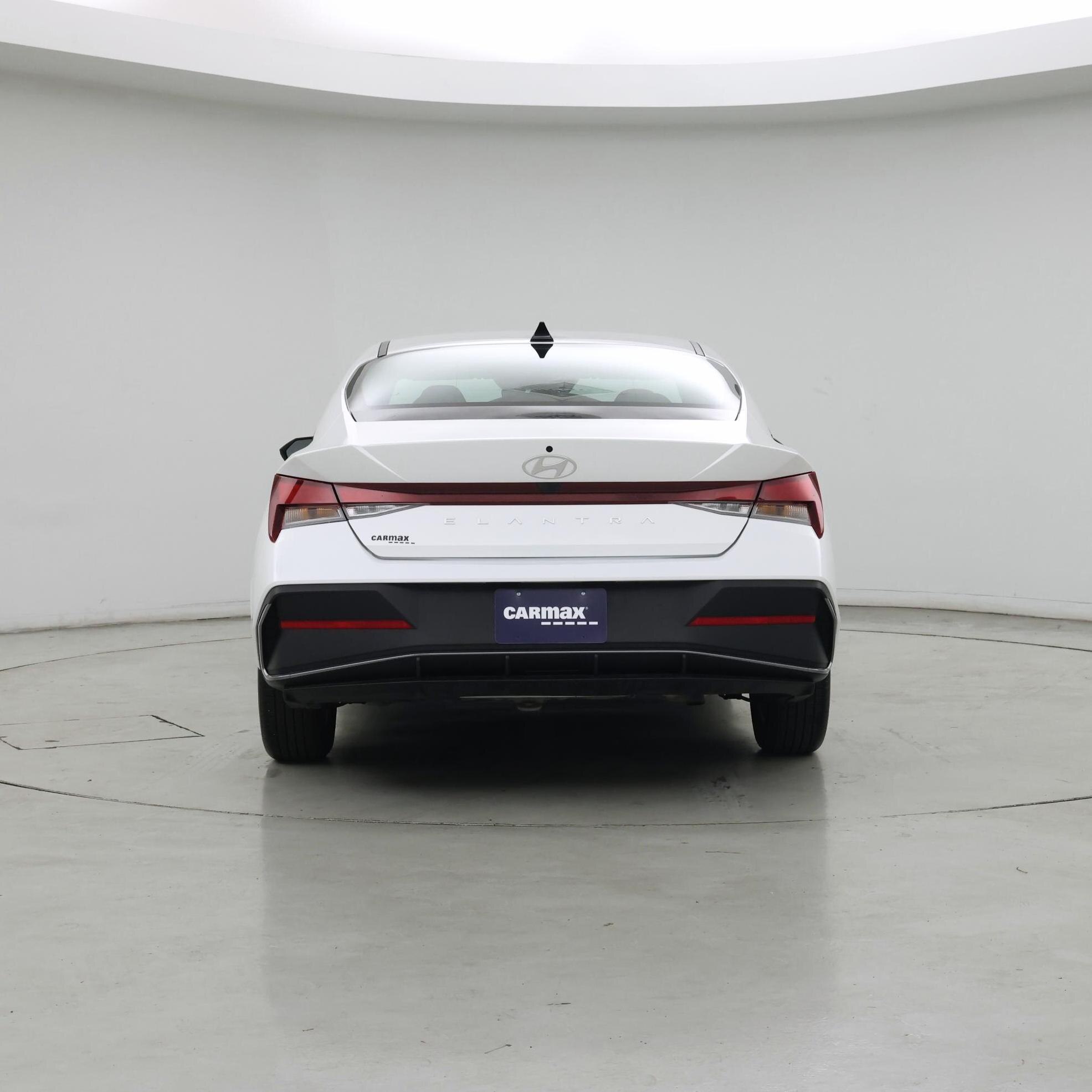 Thumbnail: 2024 Hyundai Elantra - 6