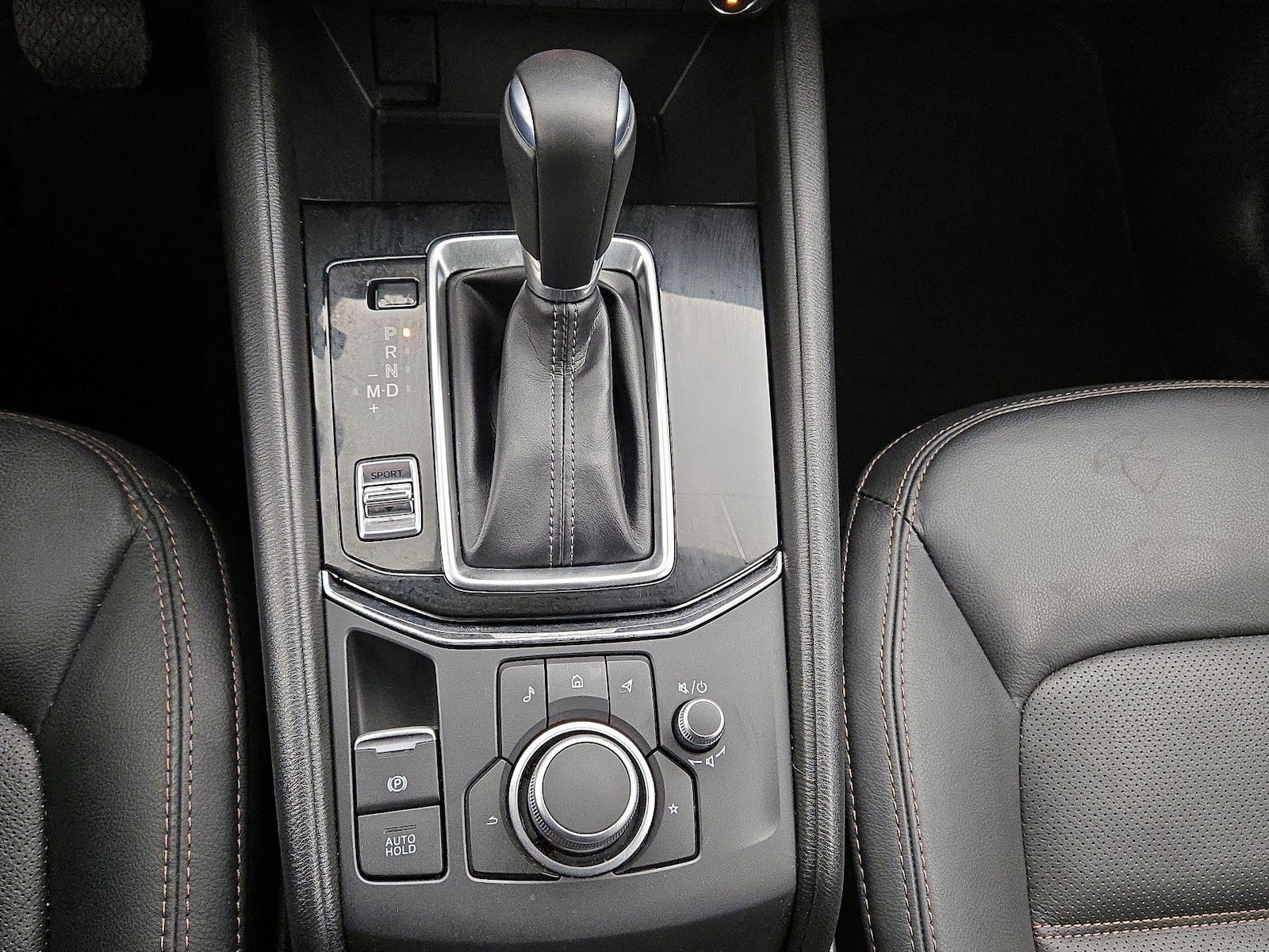 2023 Mazda CX-5 S Preferred package - Photo 18