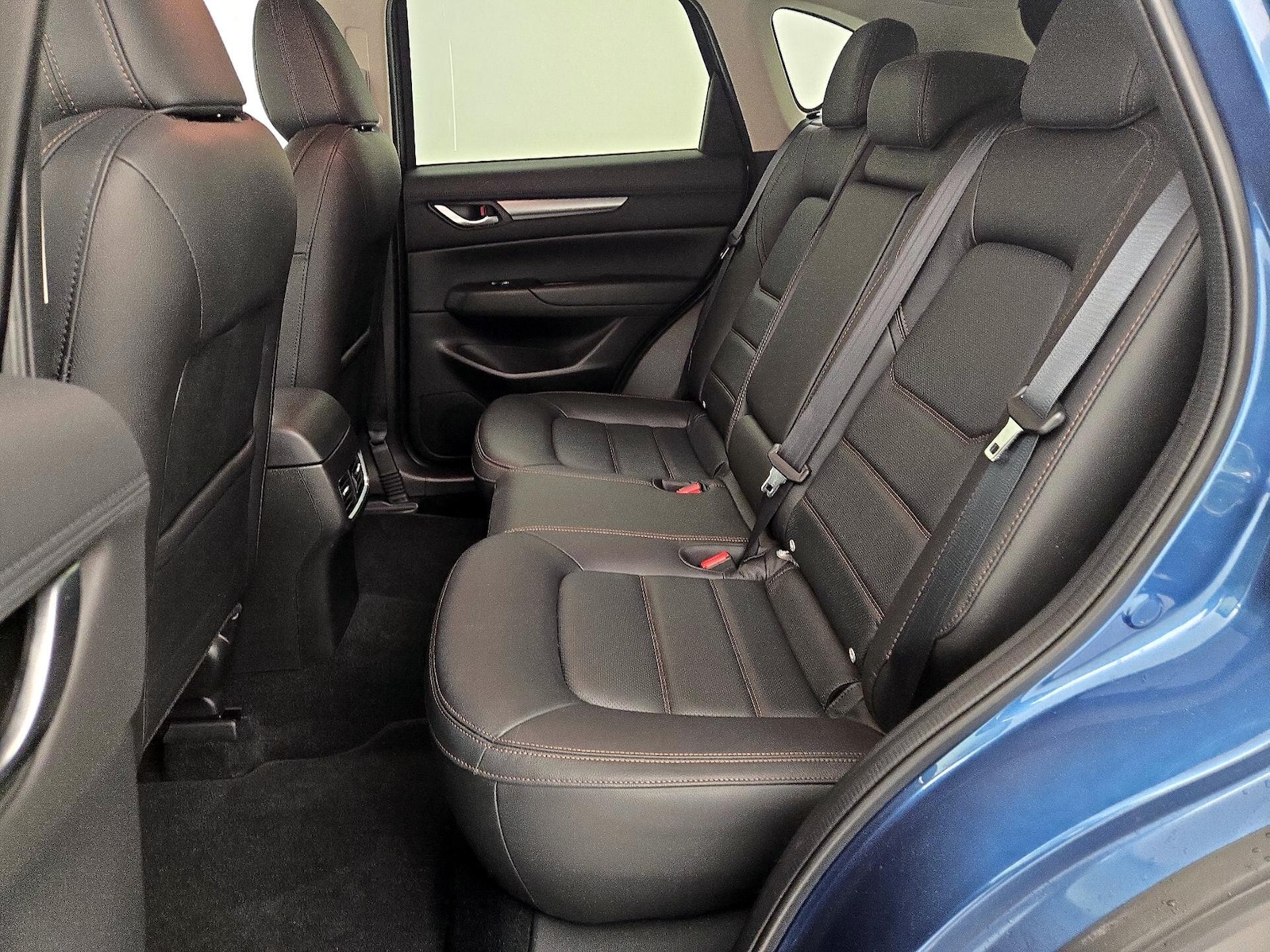 2023 Mazda CX-5 S Preferred package - Photo 21