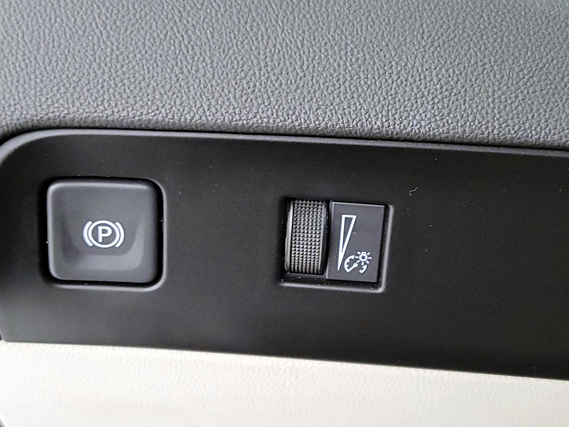 Thumbnail: 2023 Buick Enclave - 13