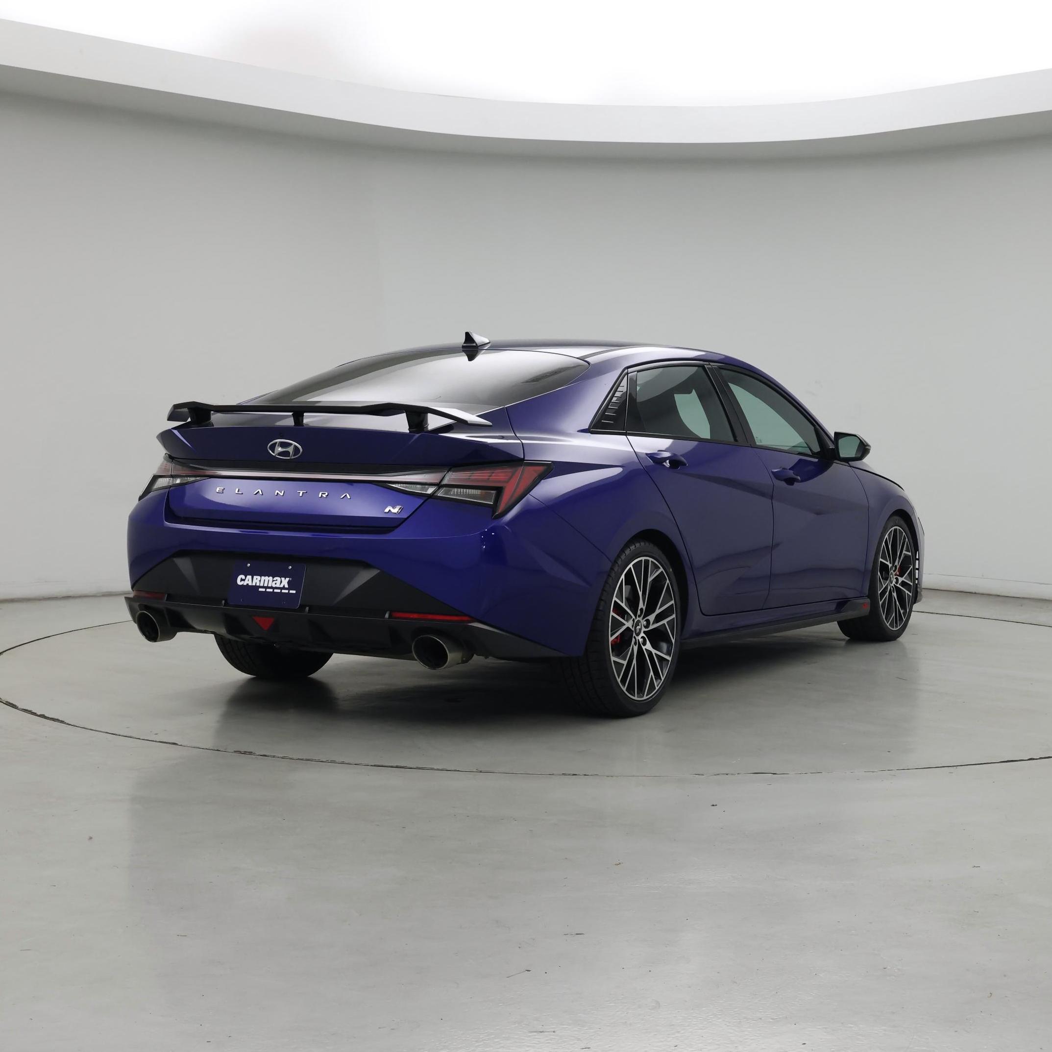 Thumbnail: 2023 Hyundai Elantra - 8