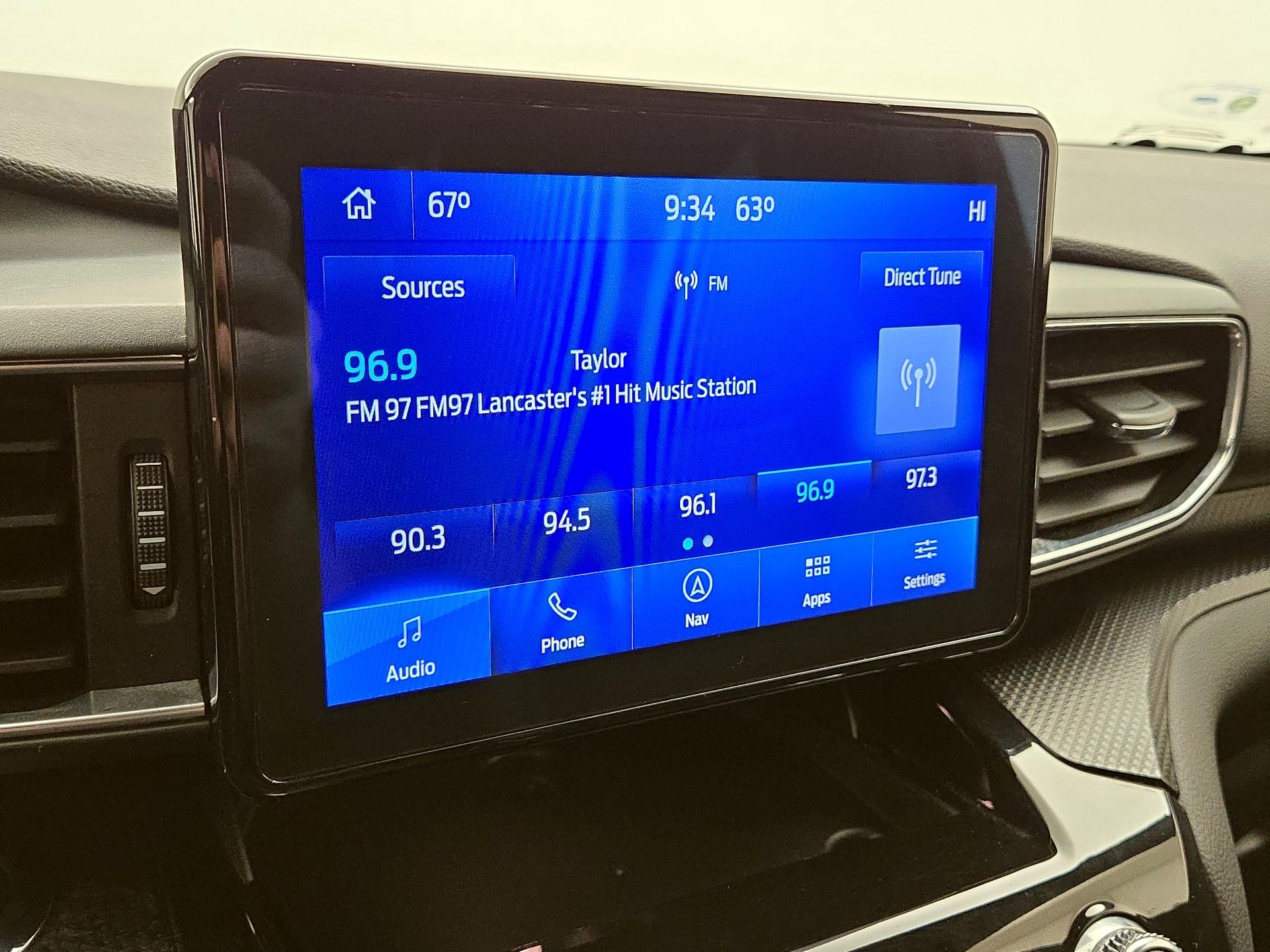 Thumbnail: 2022 Ford Explorer - 16