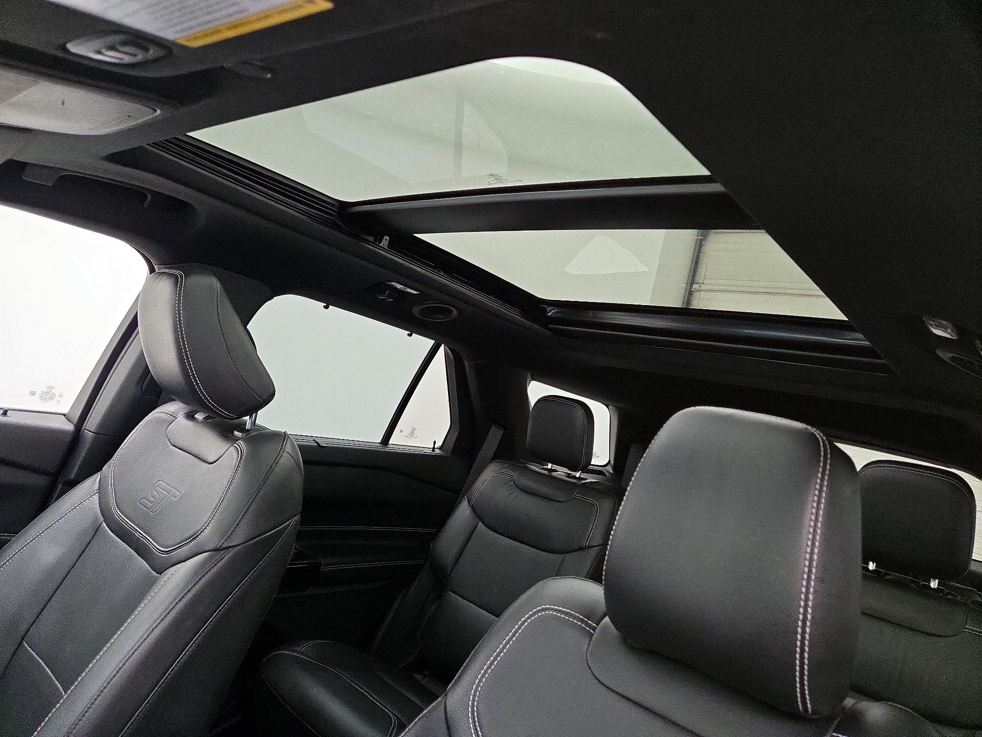 Thumbnail: 2022 Ford Explorer - 20