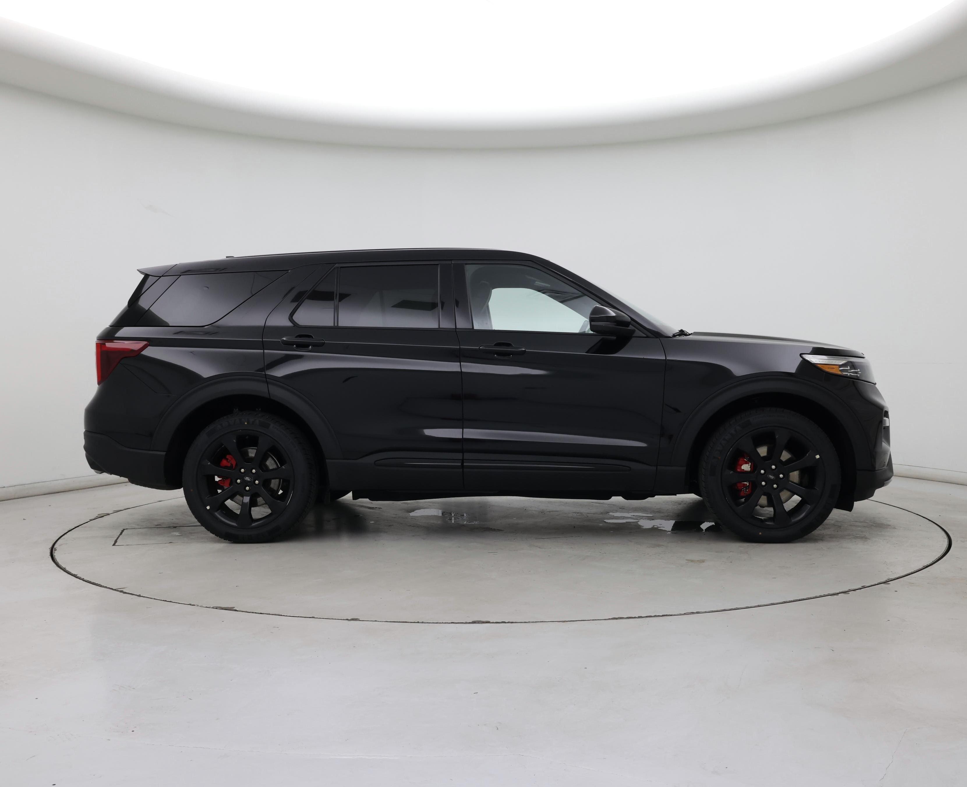 Thumbnail: 2022 Ford Explorer - 7