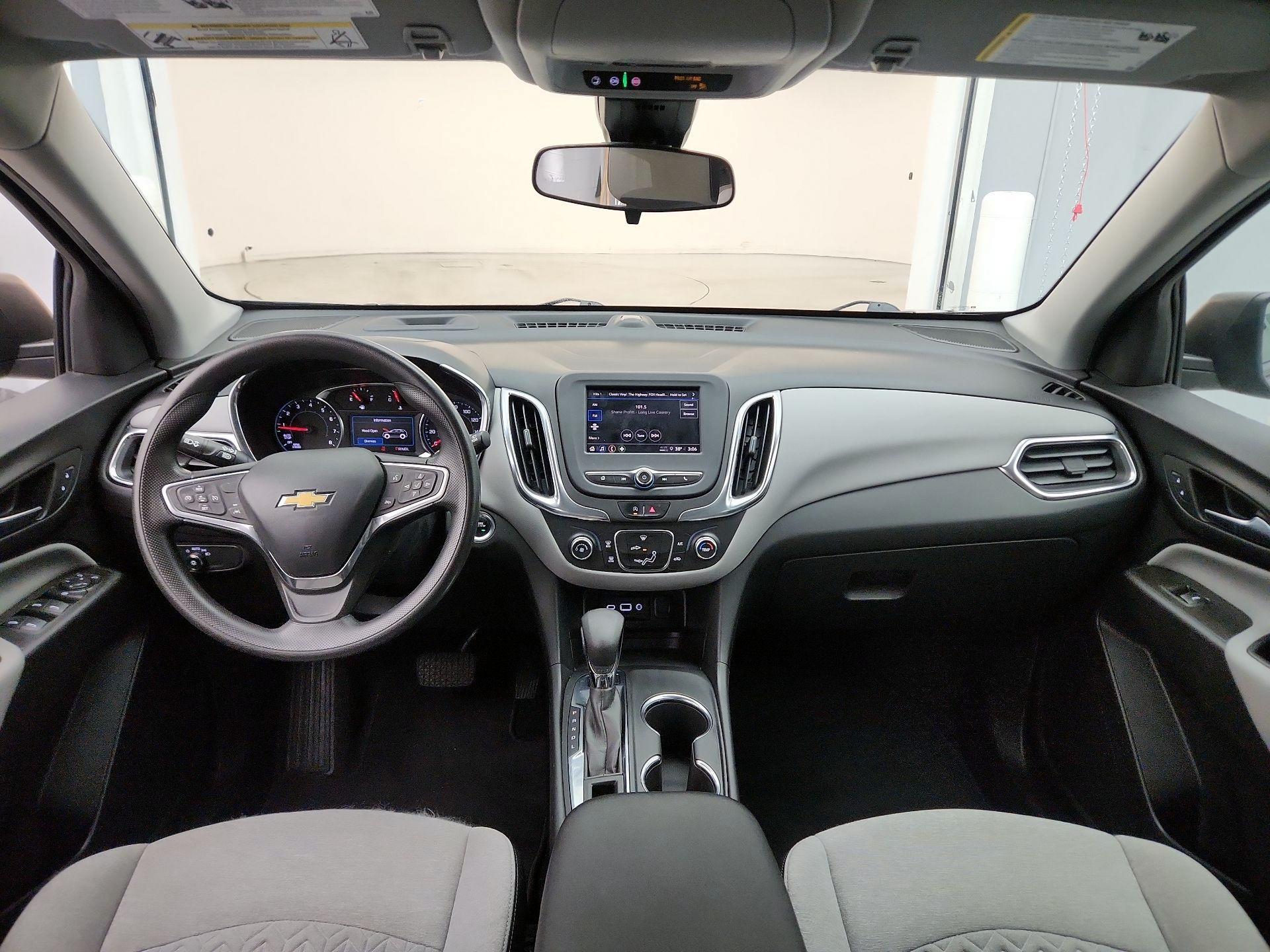 Thumbnail: 2022 Chevrolet Equinox - 9