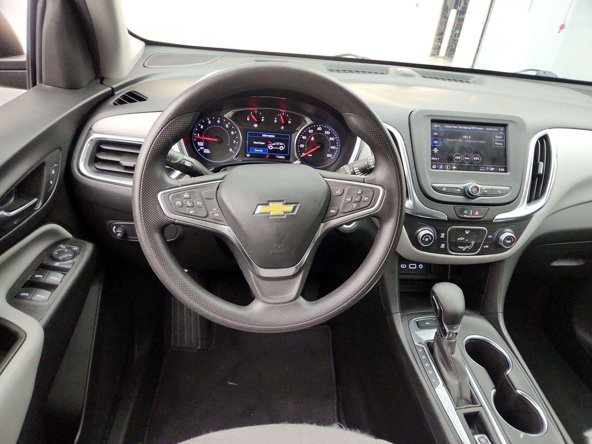 Thumbnail: 2022 Chevrolet Equinox - 10