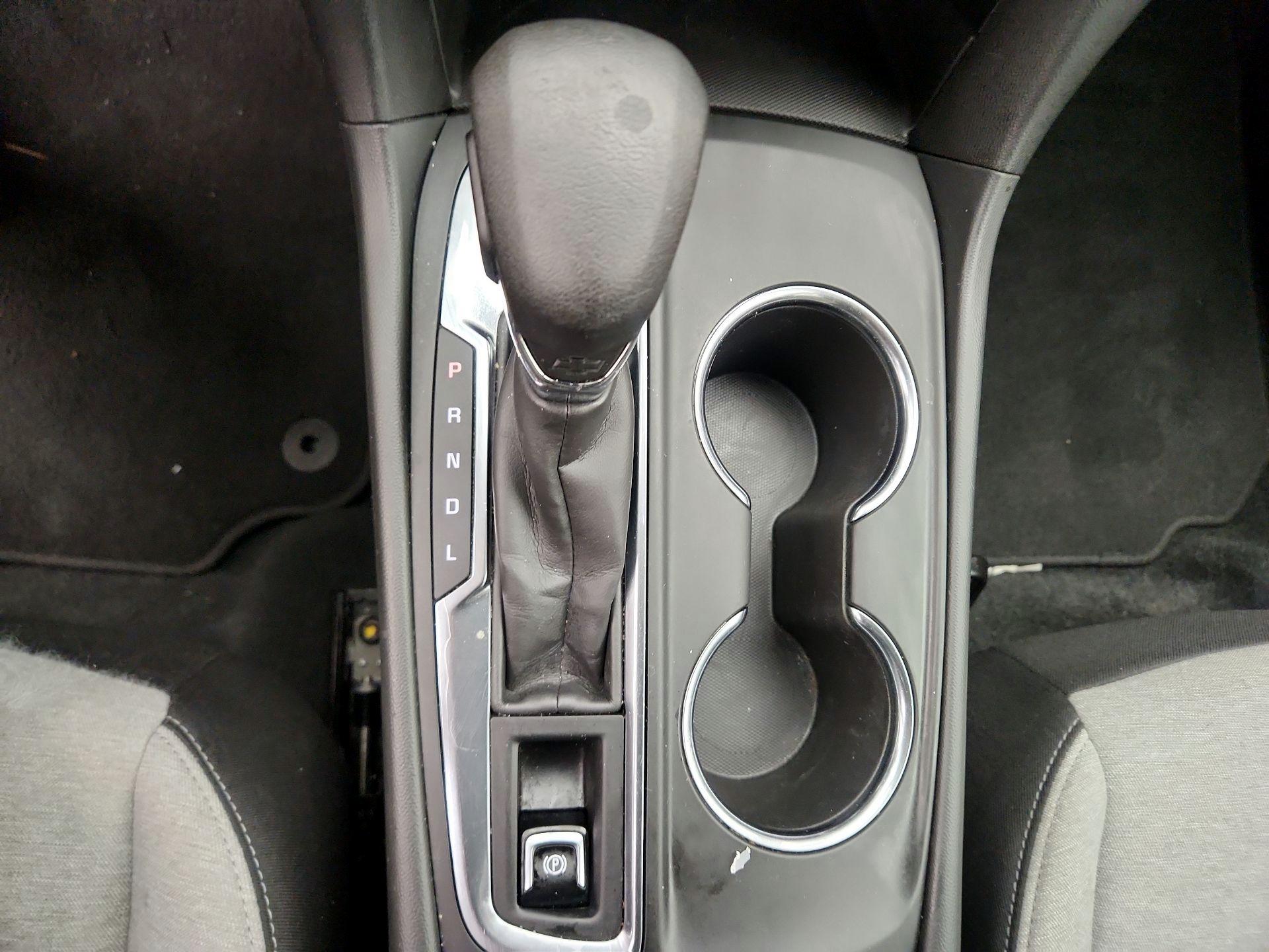 Thumbnail: 2022 Chevrolet Equinox - 17