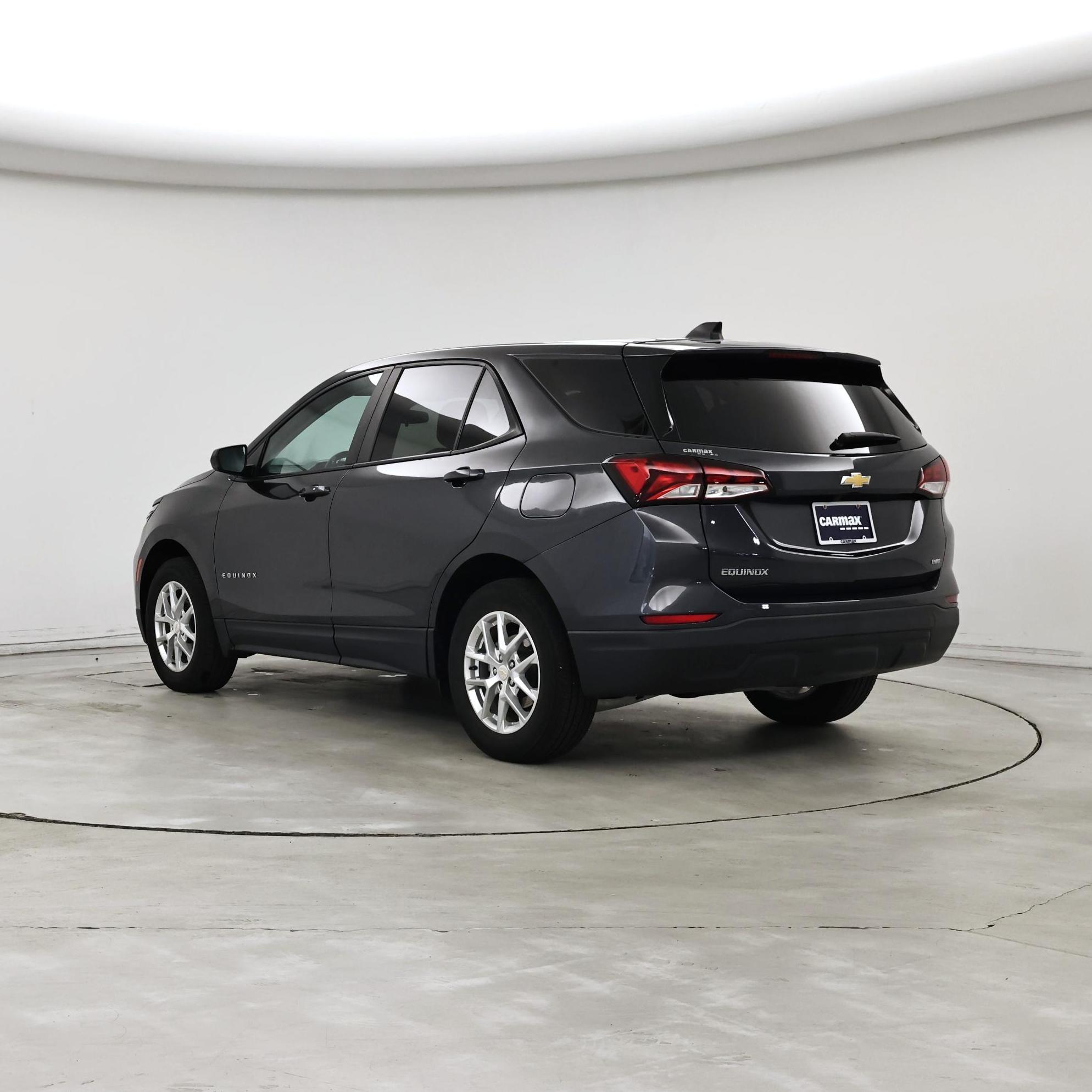 Thumbnail: 2022 Chevrolet Equinox - 2