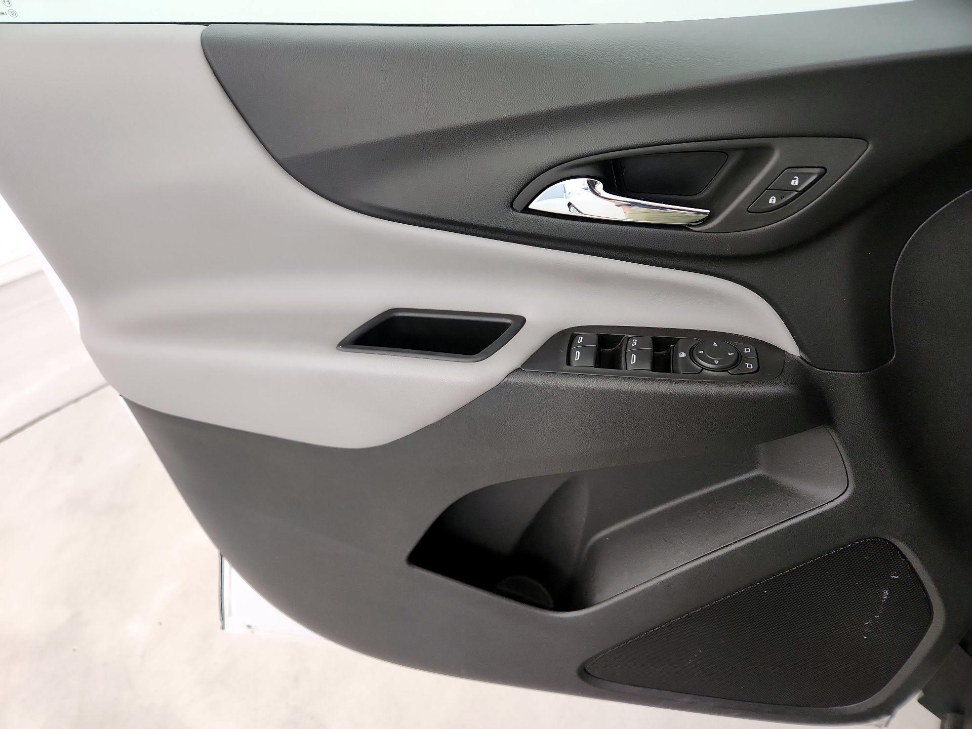 Thumbnail: 2022 Chevrolet Equinox - 12