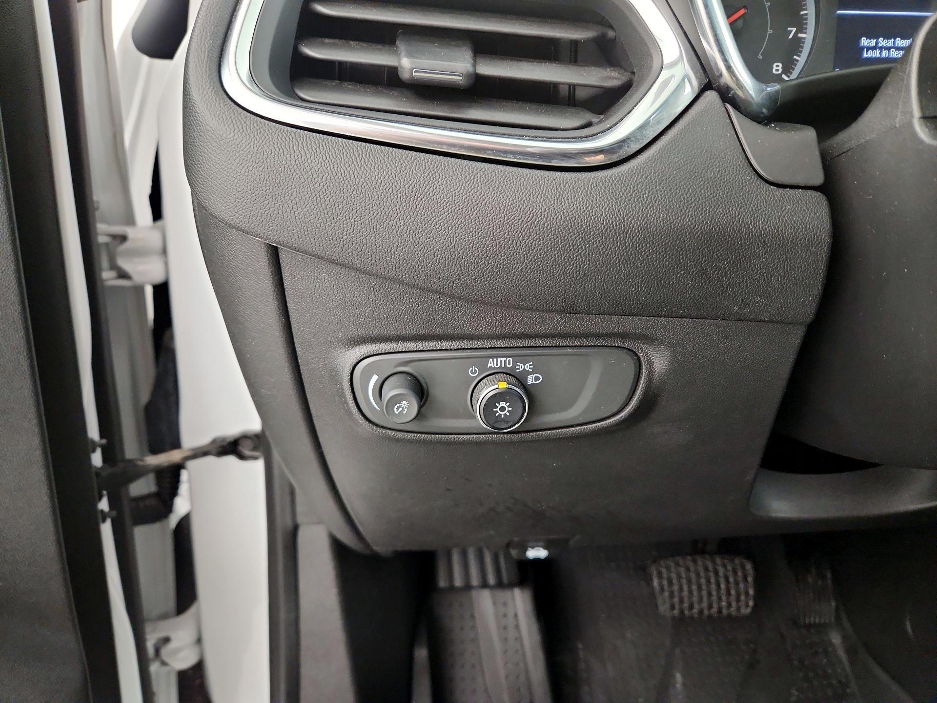 Thumbnail: 2022 Chevrolet Equinox - 13