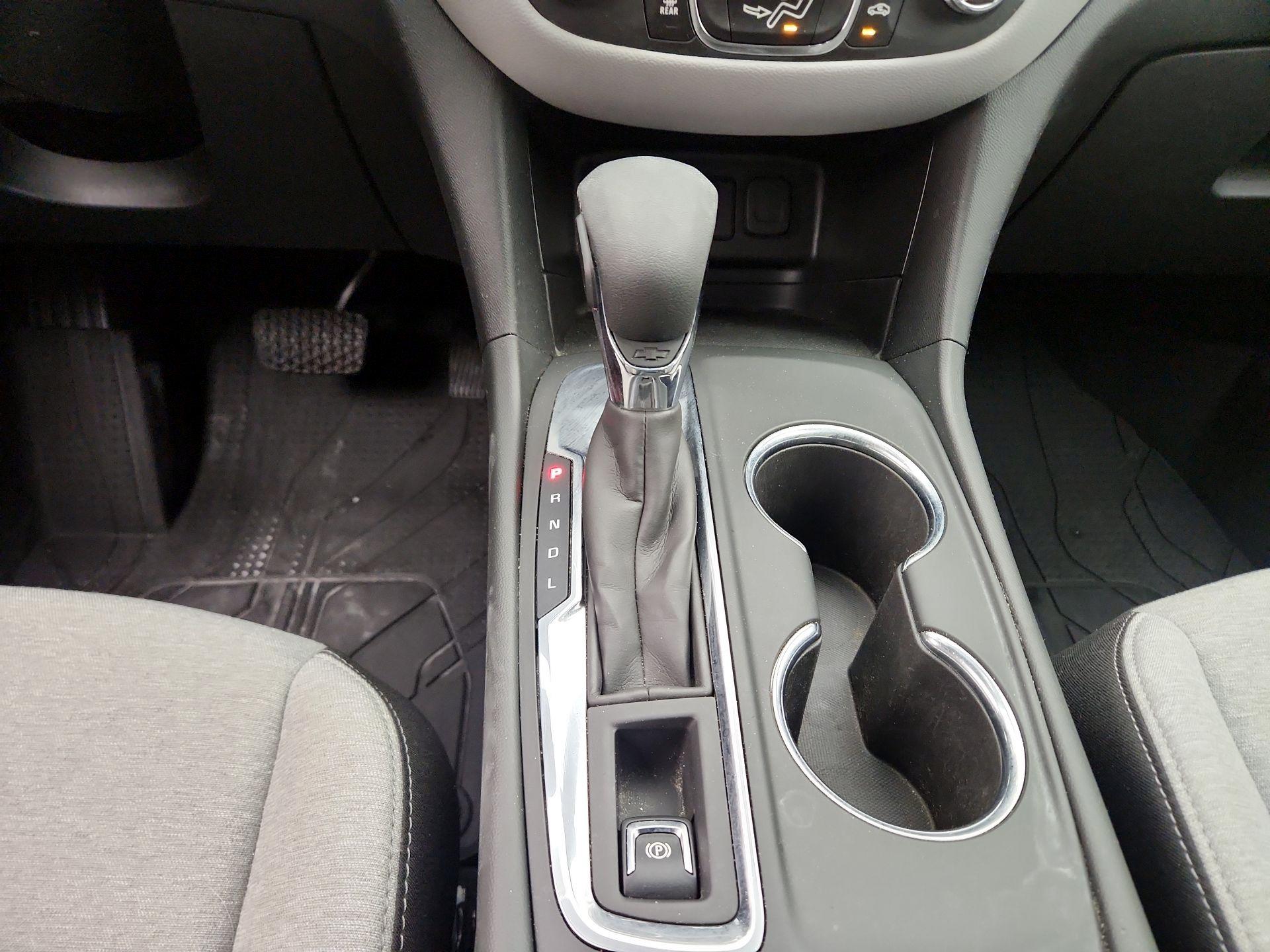 Thumbnail: 2022 Chevrolet Equinox - 17