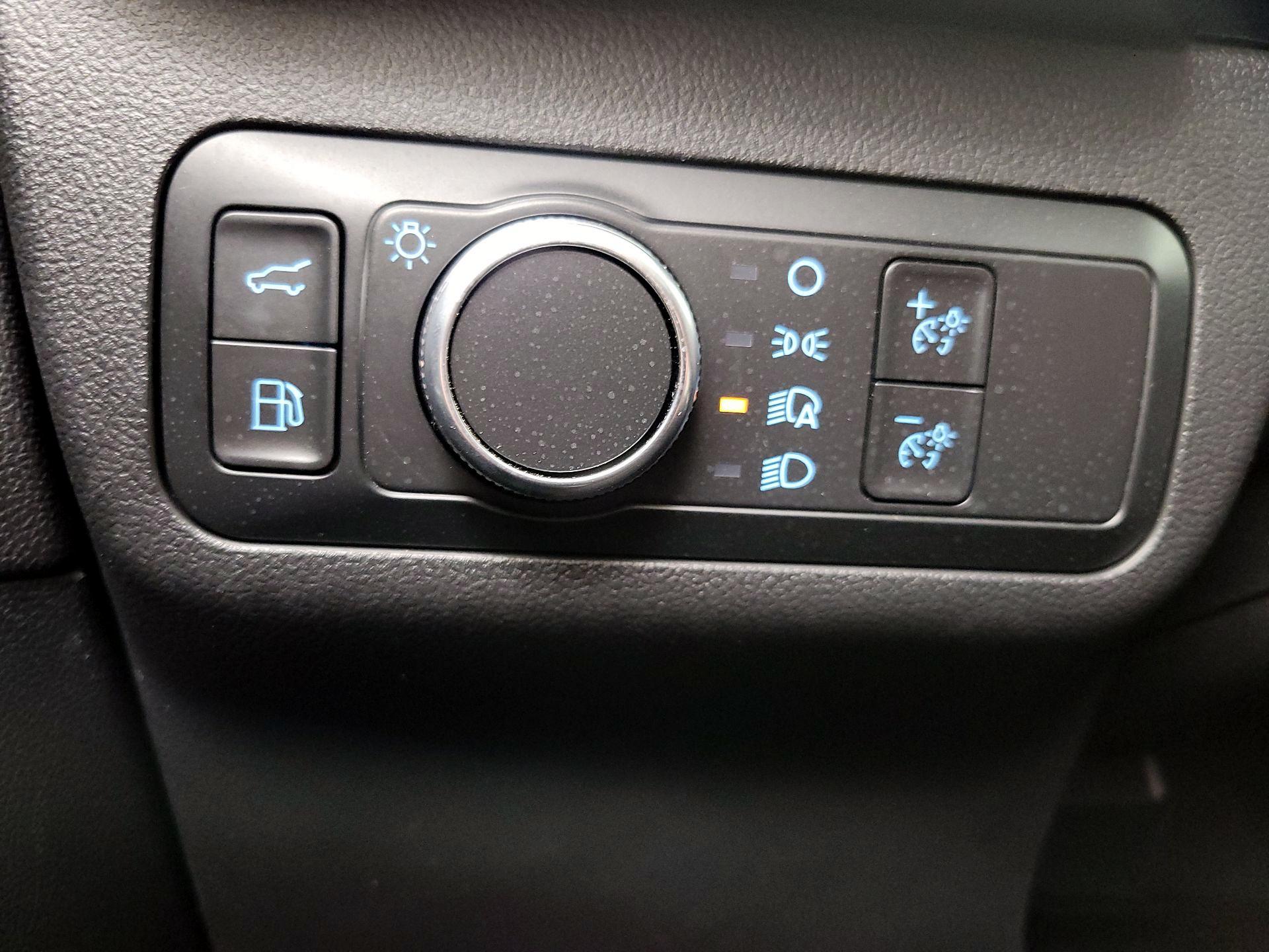 Thumbnail: 2022 Ford Escape - 13