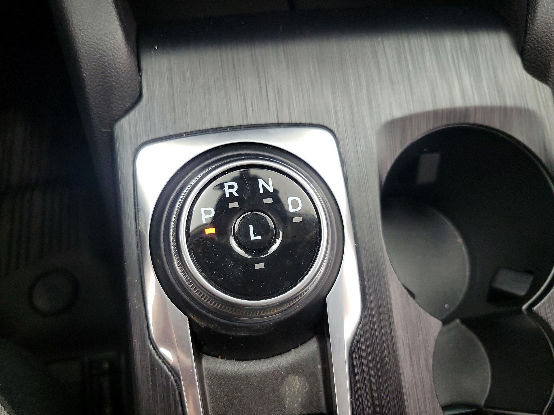 Thumbnail: 2022 Ford Escape - 18