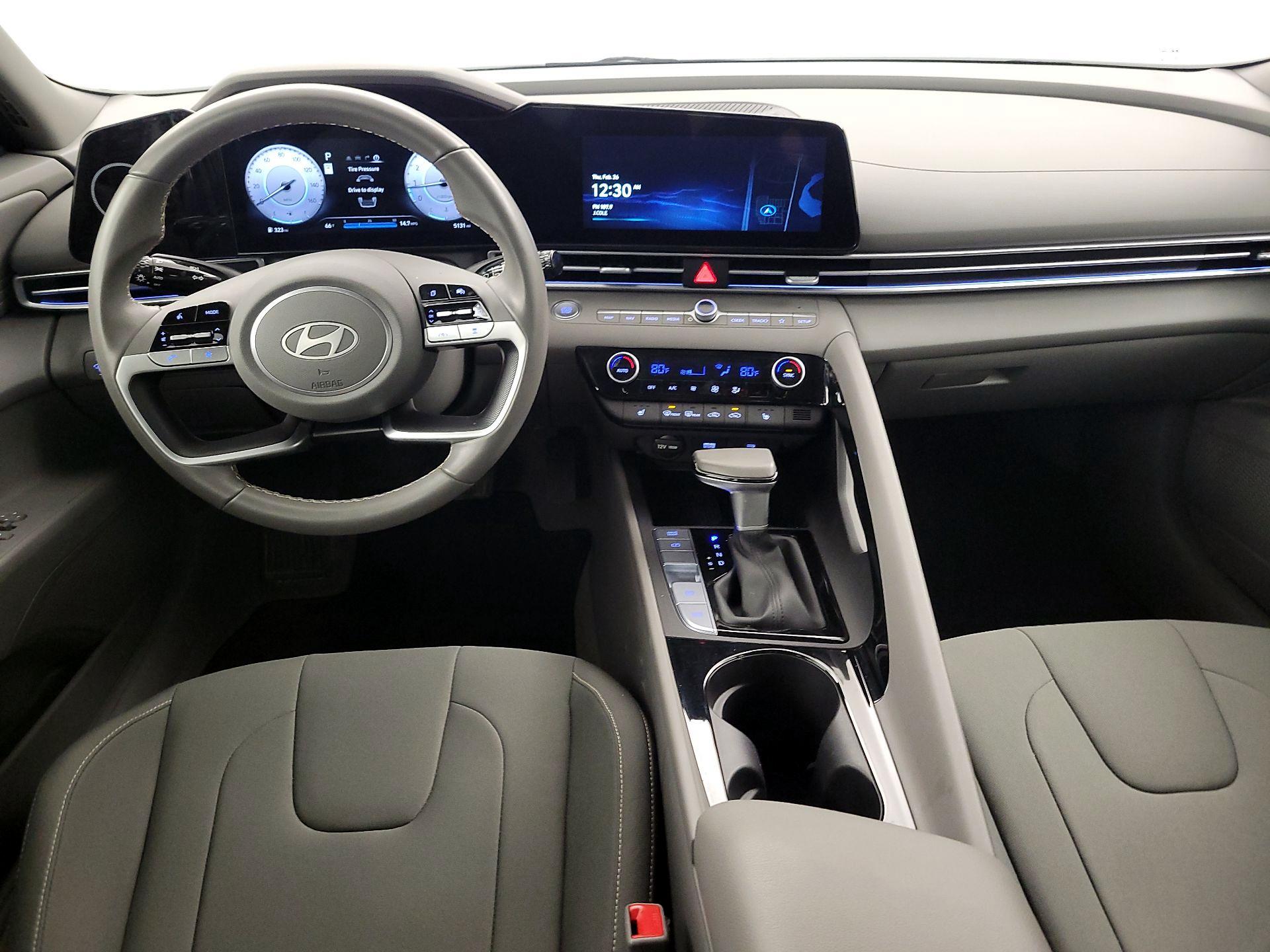 Thumbnail: 2025 Hyundai Elantra - 9