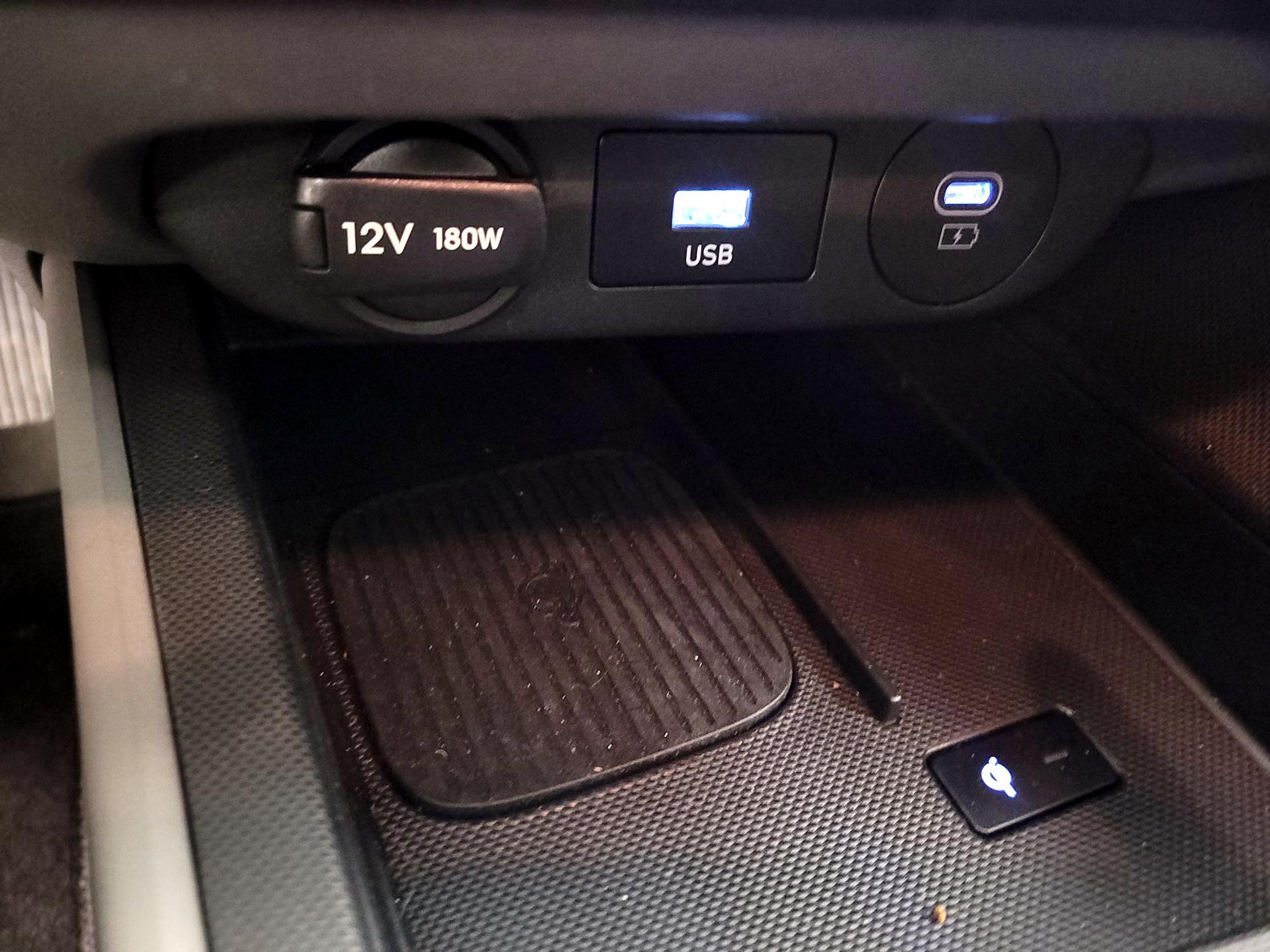 Thumbnail: 2025 Hyundai Elantra - 19