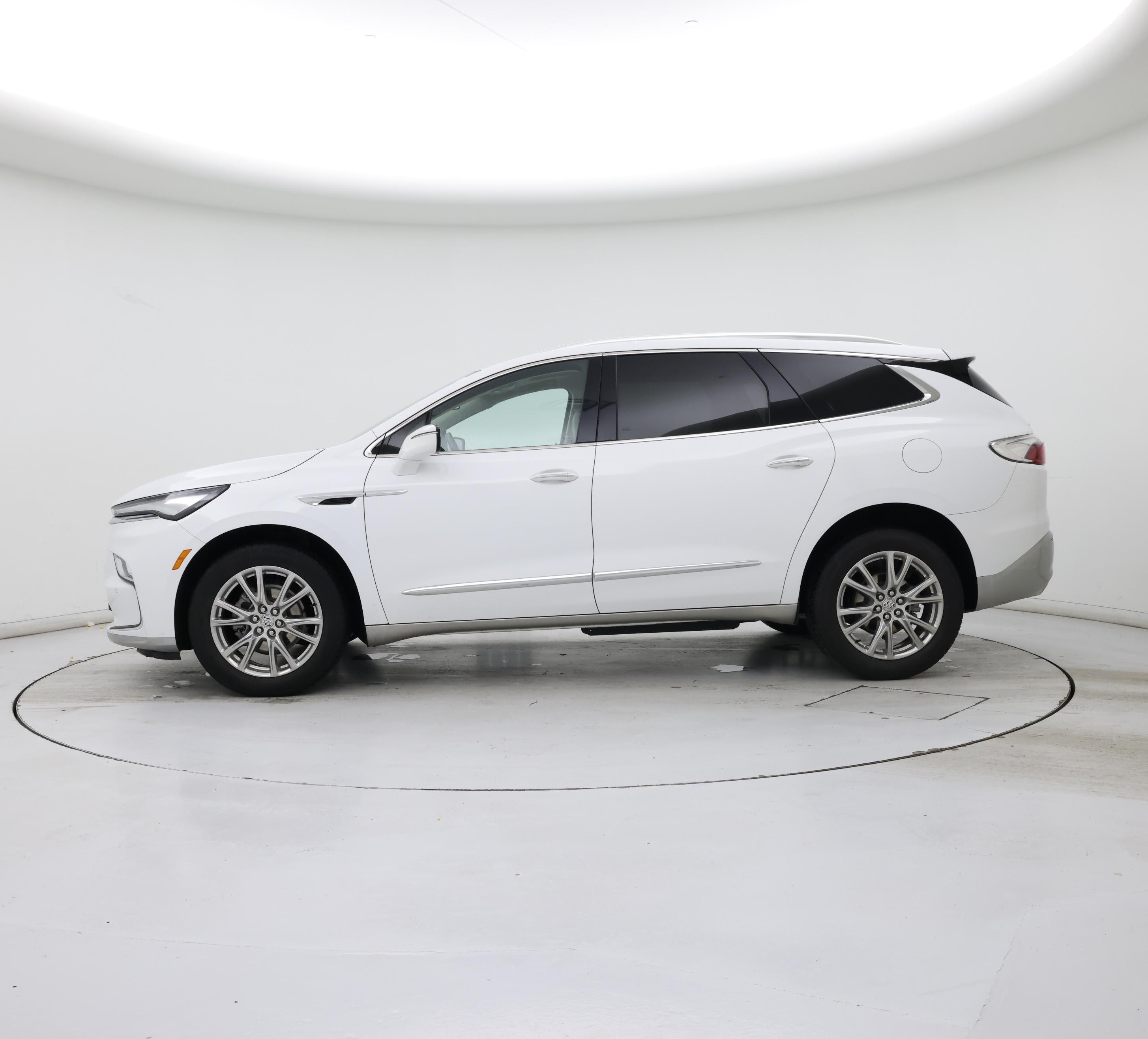 Thumbnail: 2023 Buick Enclave - 3