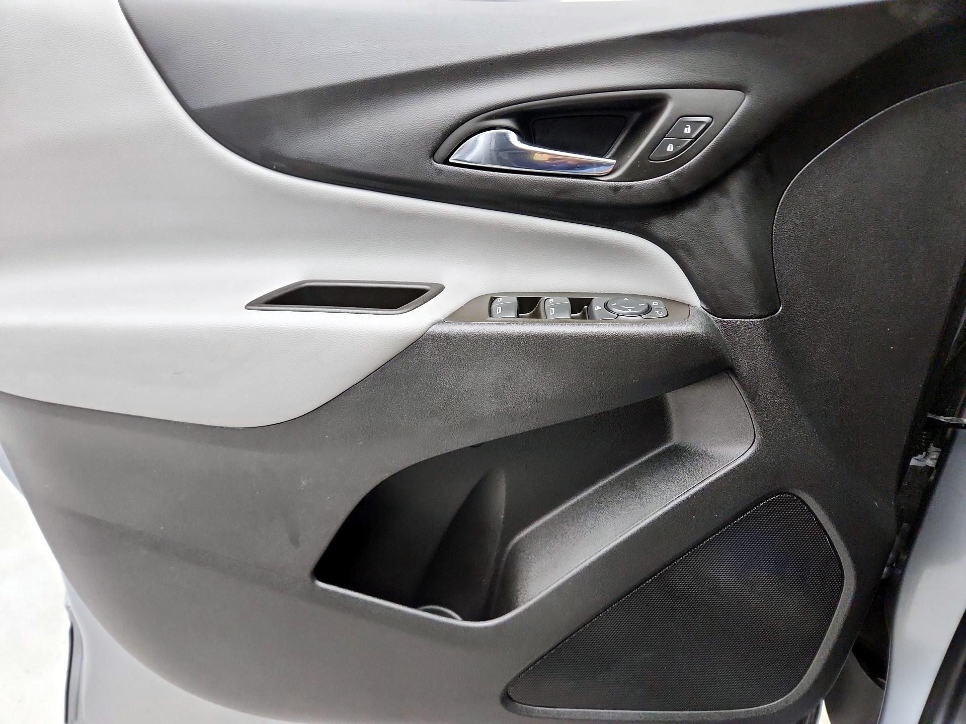 Thumbnail: 2023 Chevrolet Equinox - 12